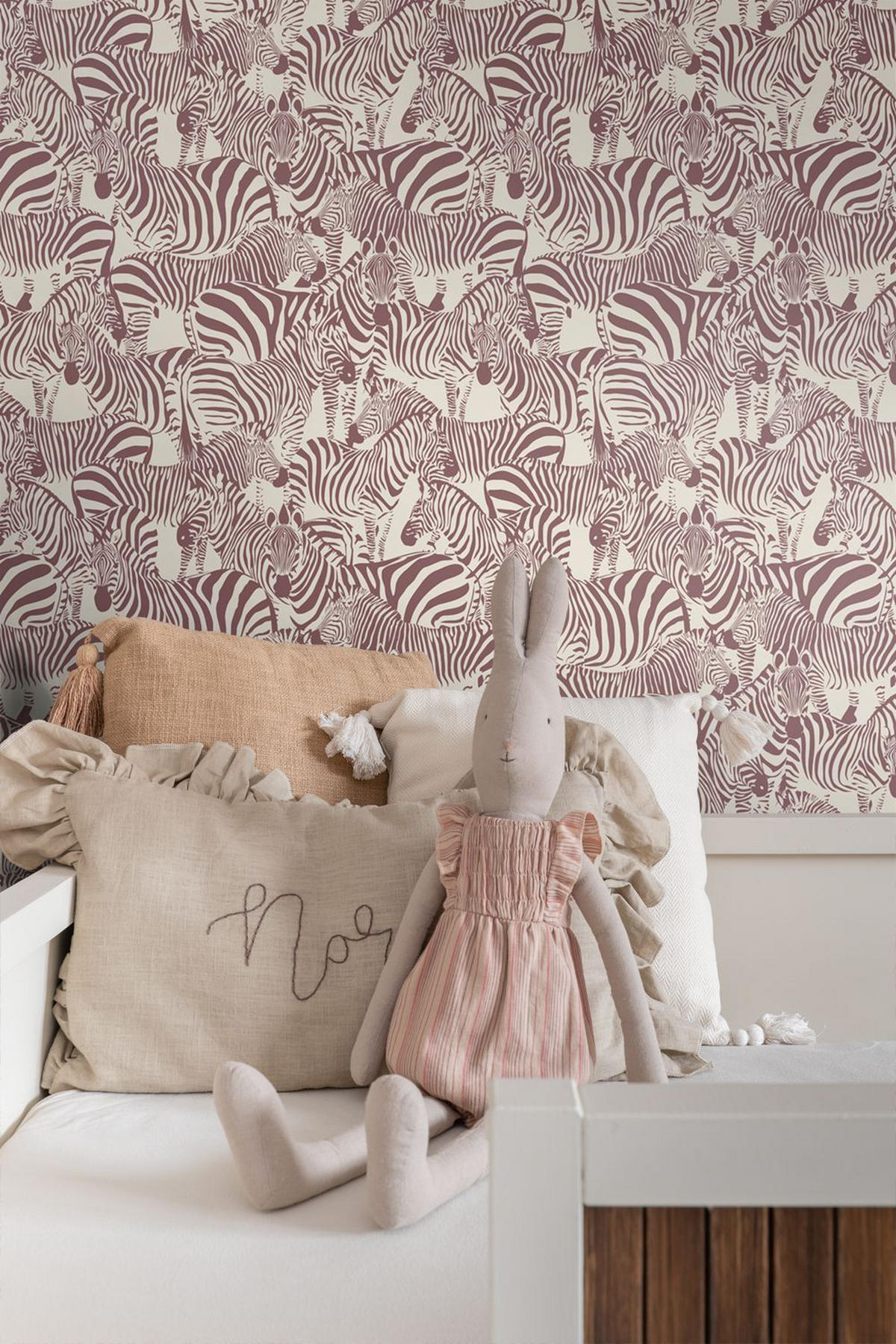 TAPETE Zebras 50 x 900 cm - Rot, Papier (50/0.1cm) - ESTAhome
