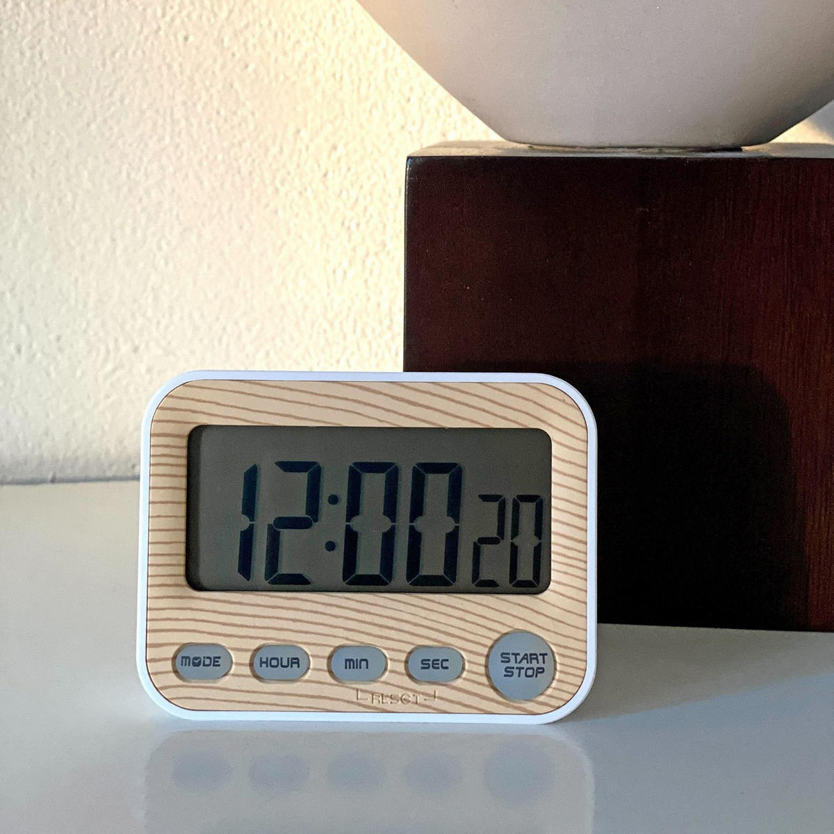 KÜCHENUHR Timer mit LCD Display - Braun, Kunststoff (3/7/9cm) - Intirilife