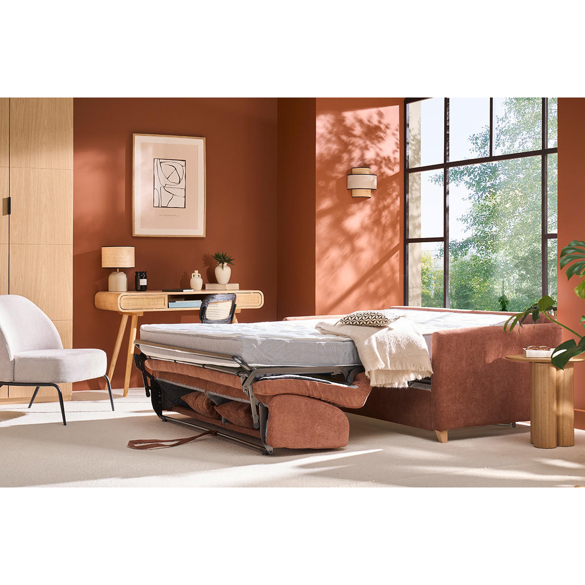 SCHLAFSOFA 3-Sitzer in Samtoptik Stoff gebrannte Erde und helles Holz mit 18 cm Matratze SKANDY - Terracotta, Textil (99/92/176cm) - Miliboo