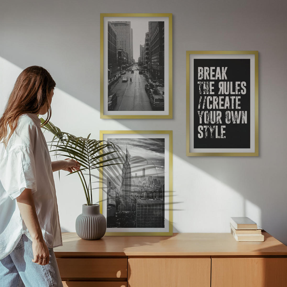 WANDBILDER 3er Set - 40x60 cm Goldrahmen - Inspiration für Schwarz-Weiß-Darstellungen von Stadtstraßen - Goldfarben, Kunststoff (40/60cm) - ArtPrintCave