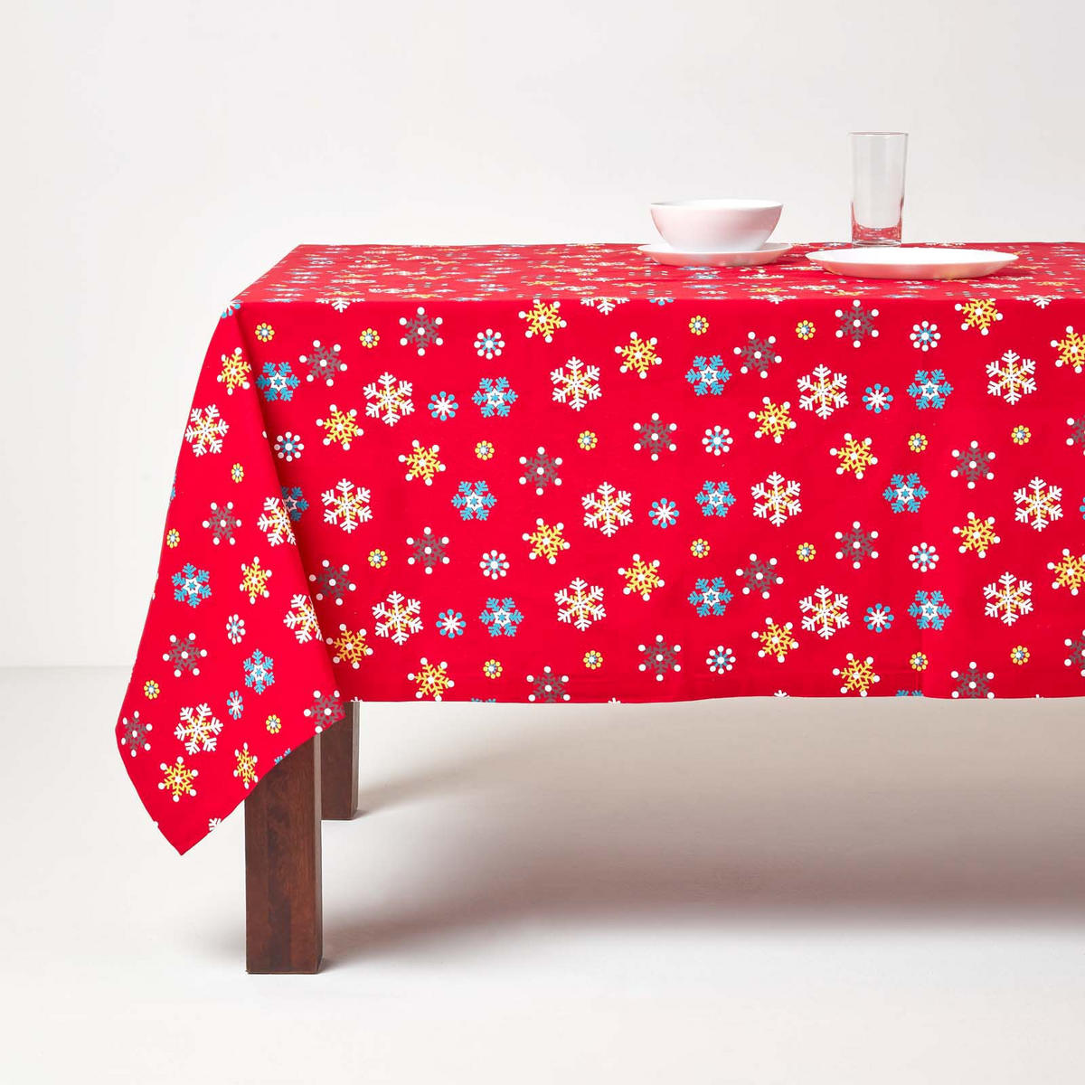 TISCHDECKE Weihnachten, rot mit Schneeflocken, 137/228 cm - Rot, Textil (137/228cm) - Homescapes
