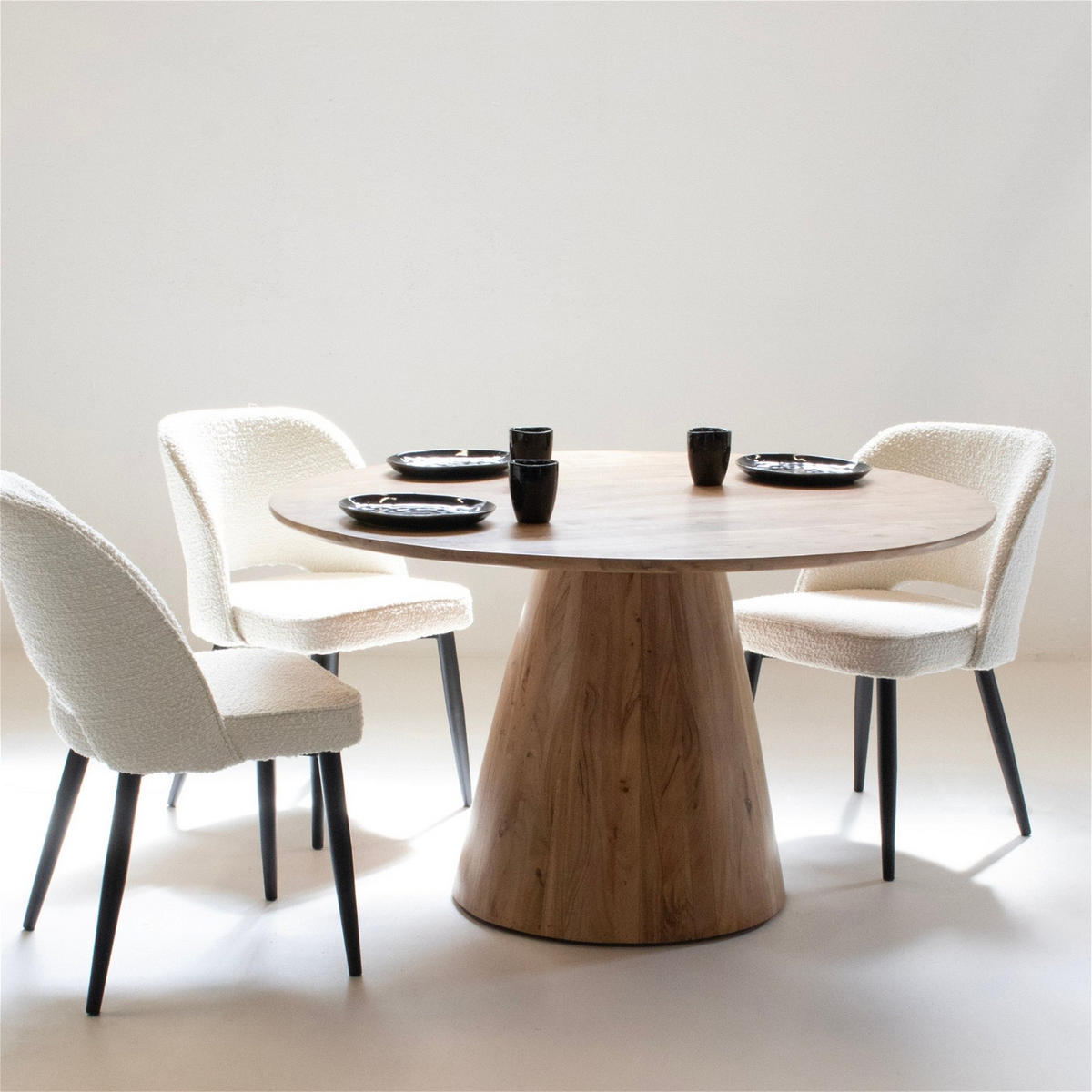 ESSTISCH rund aus Akazienholz 130cm, natürlich - Braun, Holz (130/130/76cm) - Giga Meubel