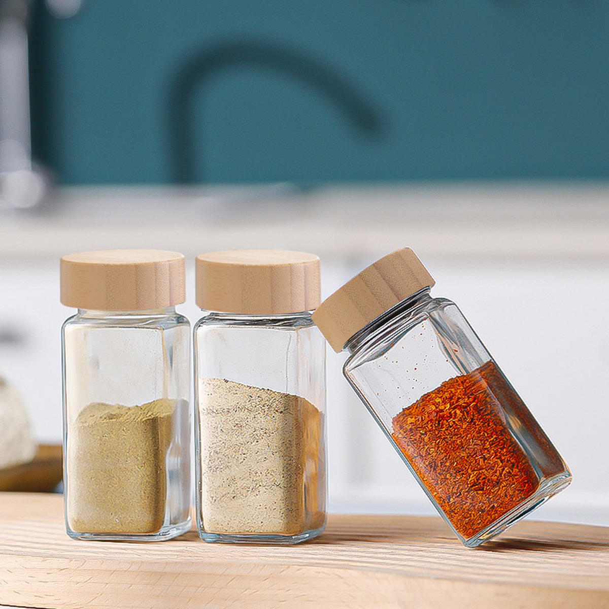 GEWÜRZGLAS-SET 12 Stück mit Bambusdeckel und 120ml Fassungsvermögen Glas/Bambus 4.5/4.5/10.5cm - Weiß, Glas/Holz (4.5/10.5/4.5cm) - Livingandhome