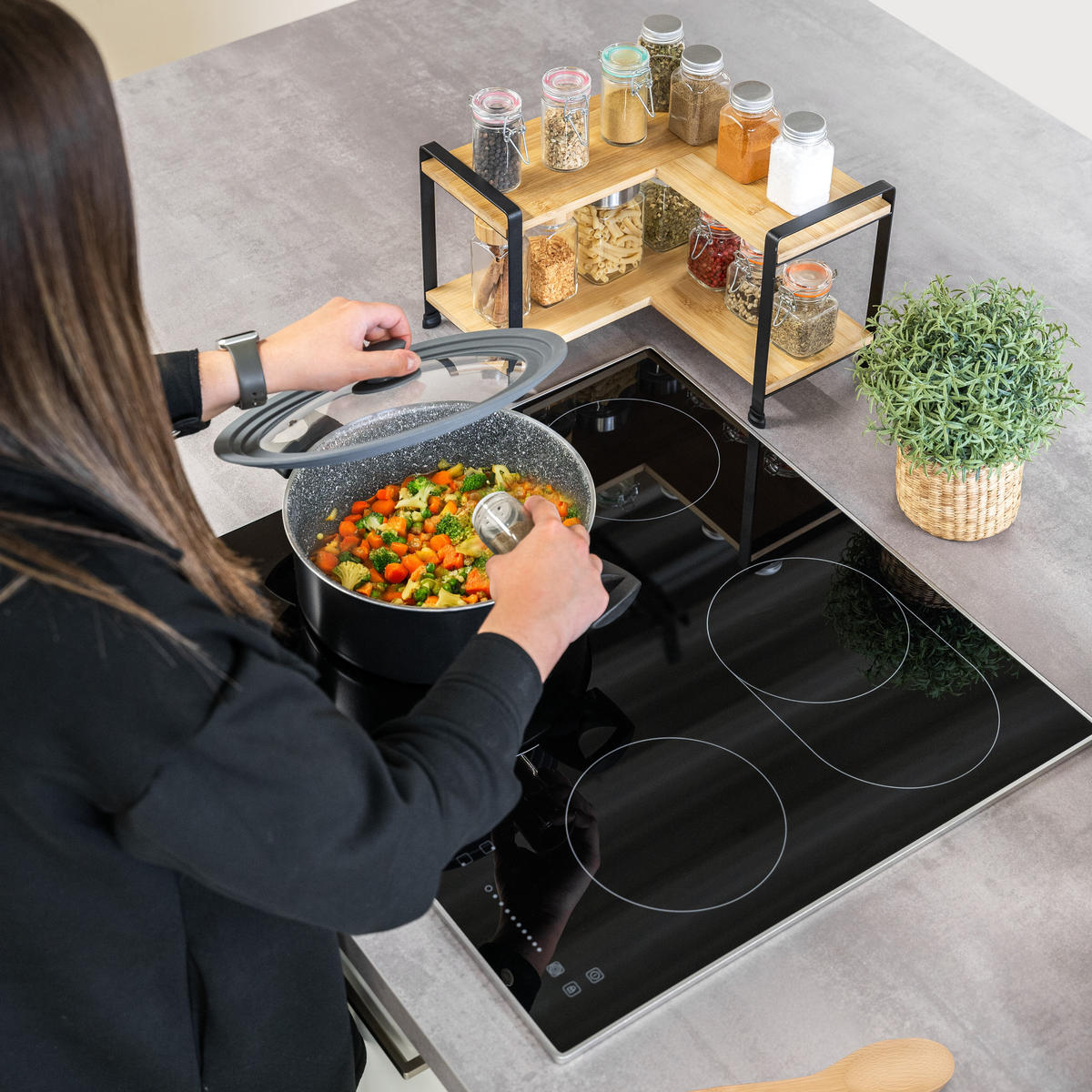 GEWÜRZ-ECKREGAL Bambus/Metall schwarz - Schwarz, Holz (31.5/21/31.5cm) - eluno