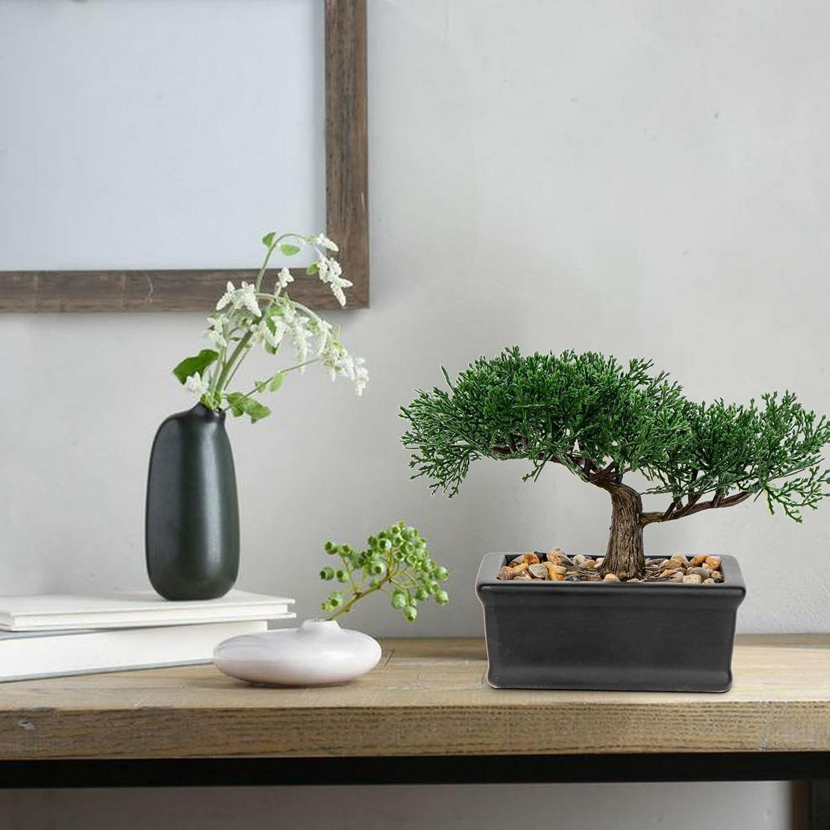 KUNSTBONSAI Zeder mit Keramik-Übertopf Schwarz 16.5 cm - Schwarz, Kunststoff (16.5cm)