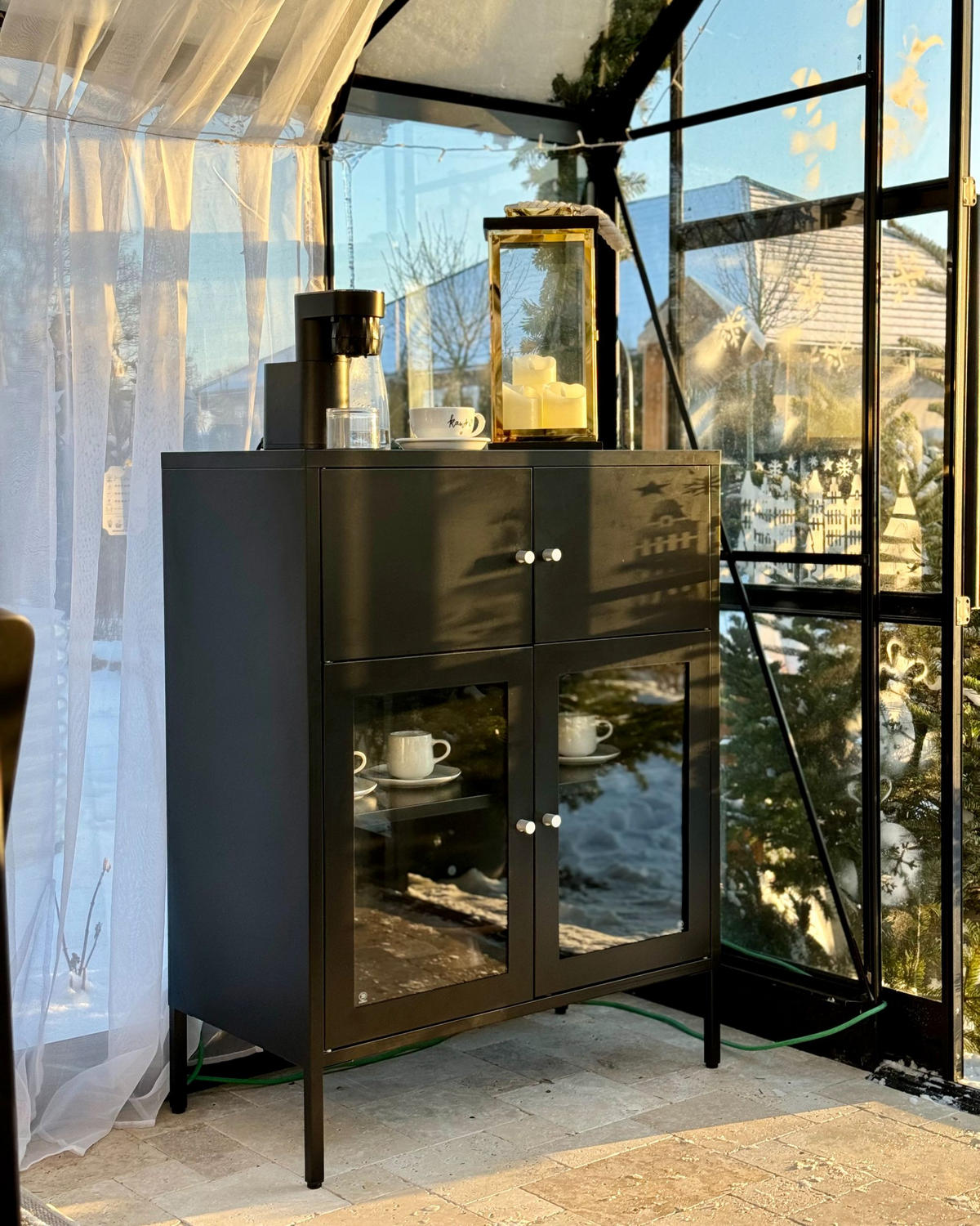 SIDEBOARD se skleněnými dveřmi Kov 80 cm Černý Esholt - černá, kov (80/102/40cm) - Beliani