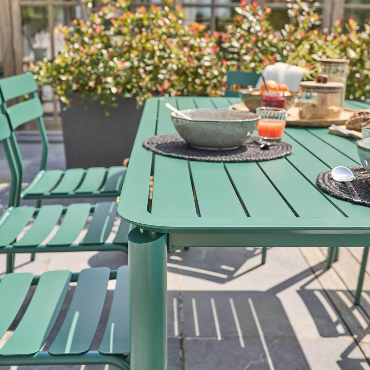 GARTENSET (185 x 92cm) und 8 Stühle, Dunkelgrün - Grün, Metall - Oviala