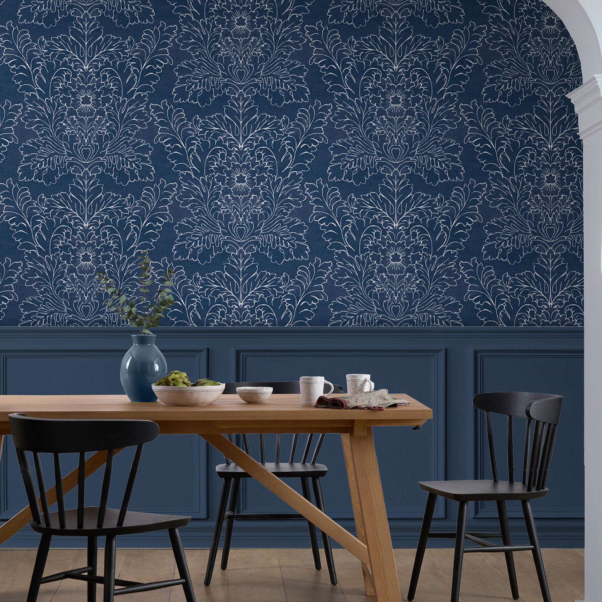 VLIESTAPETE Silchester Midnight Seaspray Blau | Dunkelblau | Blätter | 10mx52cm - Blau, Papier/Kunststoff (52/1000cm) - Graham & Brown