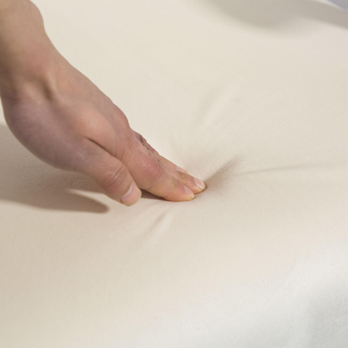 POLSTERSSESSEL DE-06821 mit Schaumstoff-Füllung und Kautschukholz-Rahmen Cremeweiß - Creme, Holz (65/83/80cm) - ComfortXL