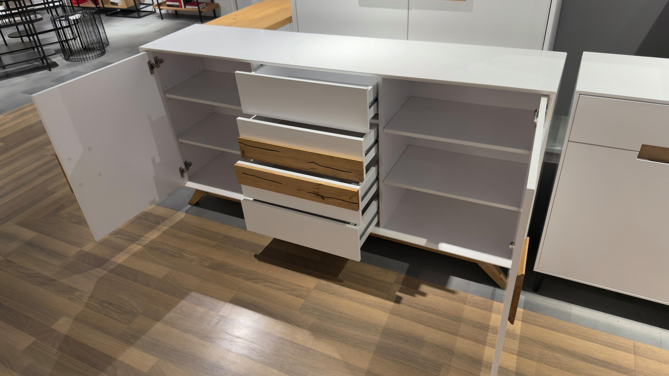 Sideboard Moove