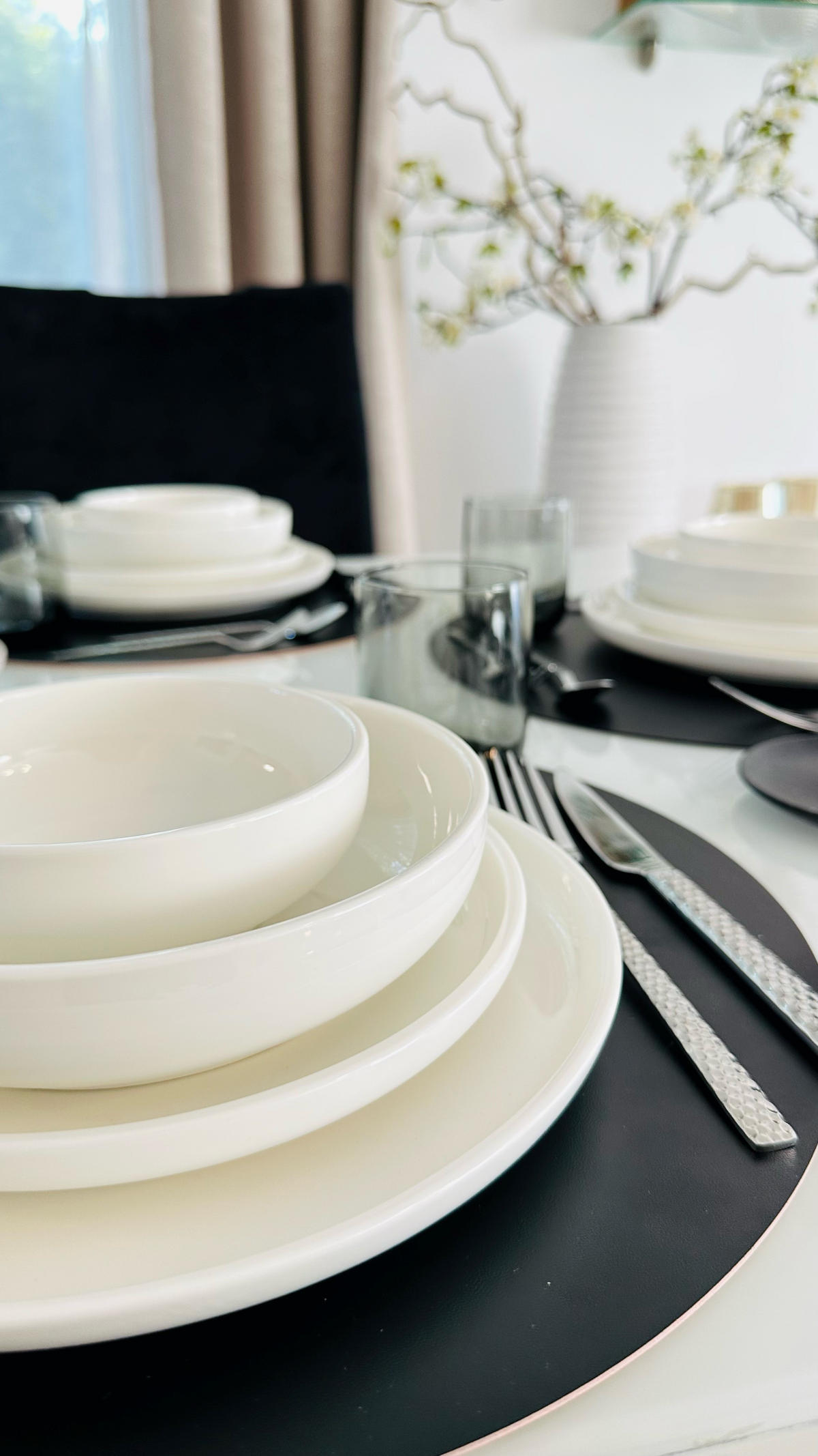 GESCHIRRSET Milan 27-tlg. weiß mit Silberrand - Weiß, Keramik (41/37/37cm) - Mulex