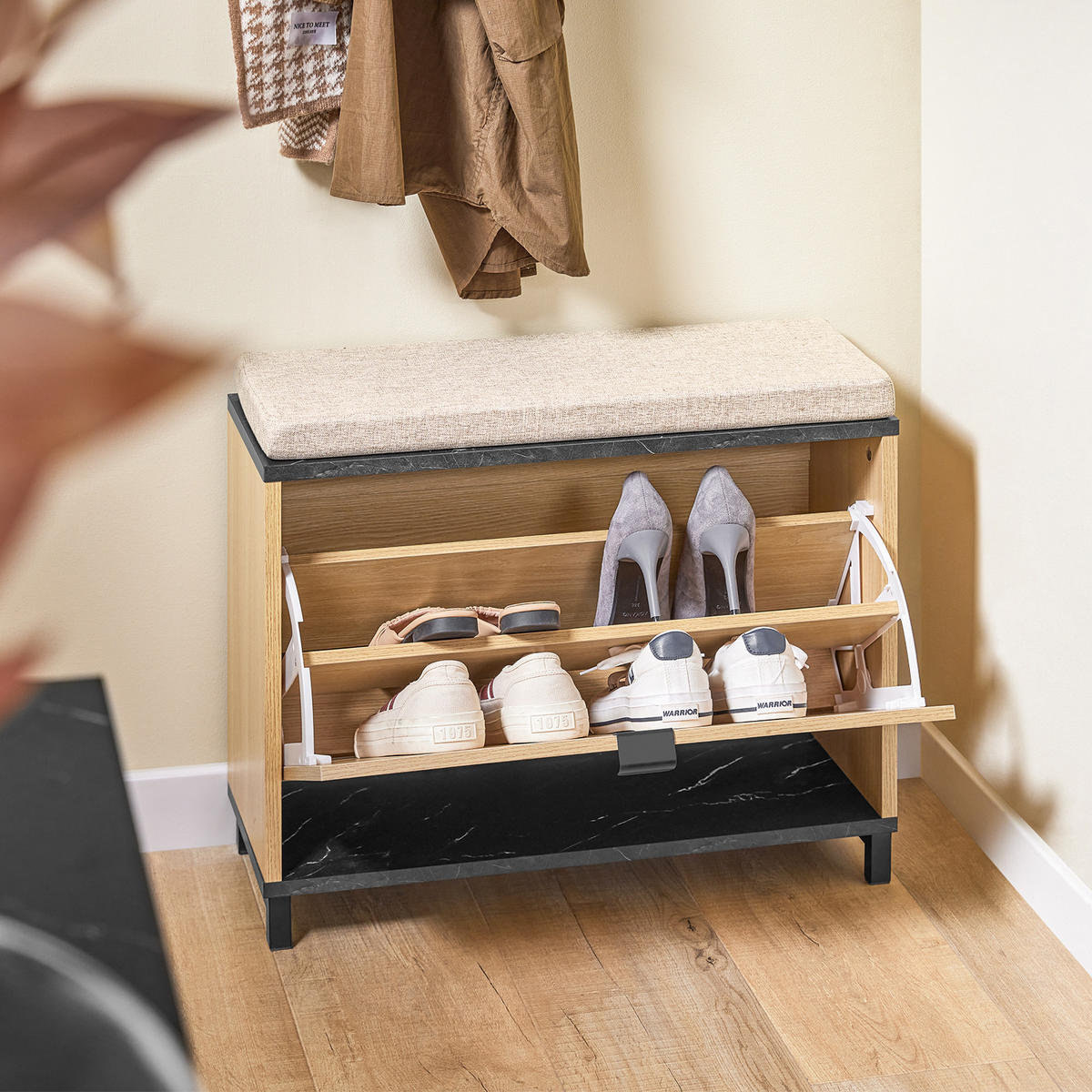 SCHUHBANK Holzoptik & Schwarz mit Marmor - Naturfarben, Holzwerkstoff (60/50/24cm) - SoBuy