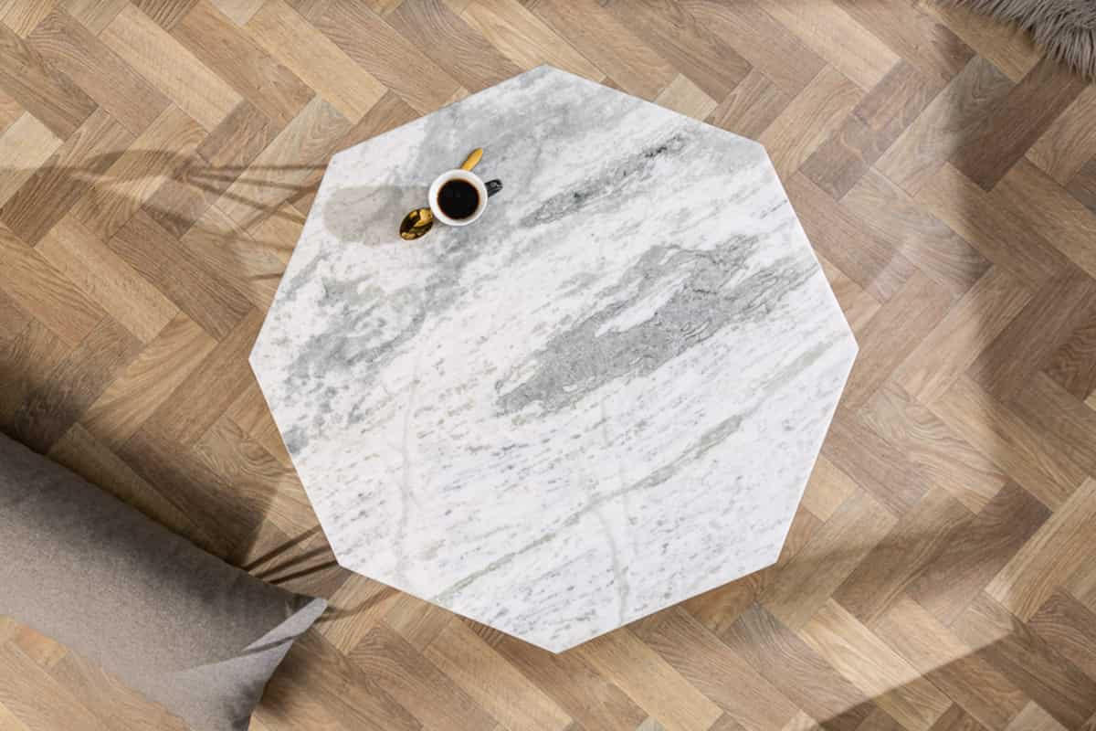 COUCHTISCH DIAMOND Marmor rechteckig Weiß 70cm - Goldfarben/Weiß, Stein/Metall (70/70/38cm) - riess-ambiente