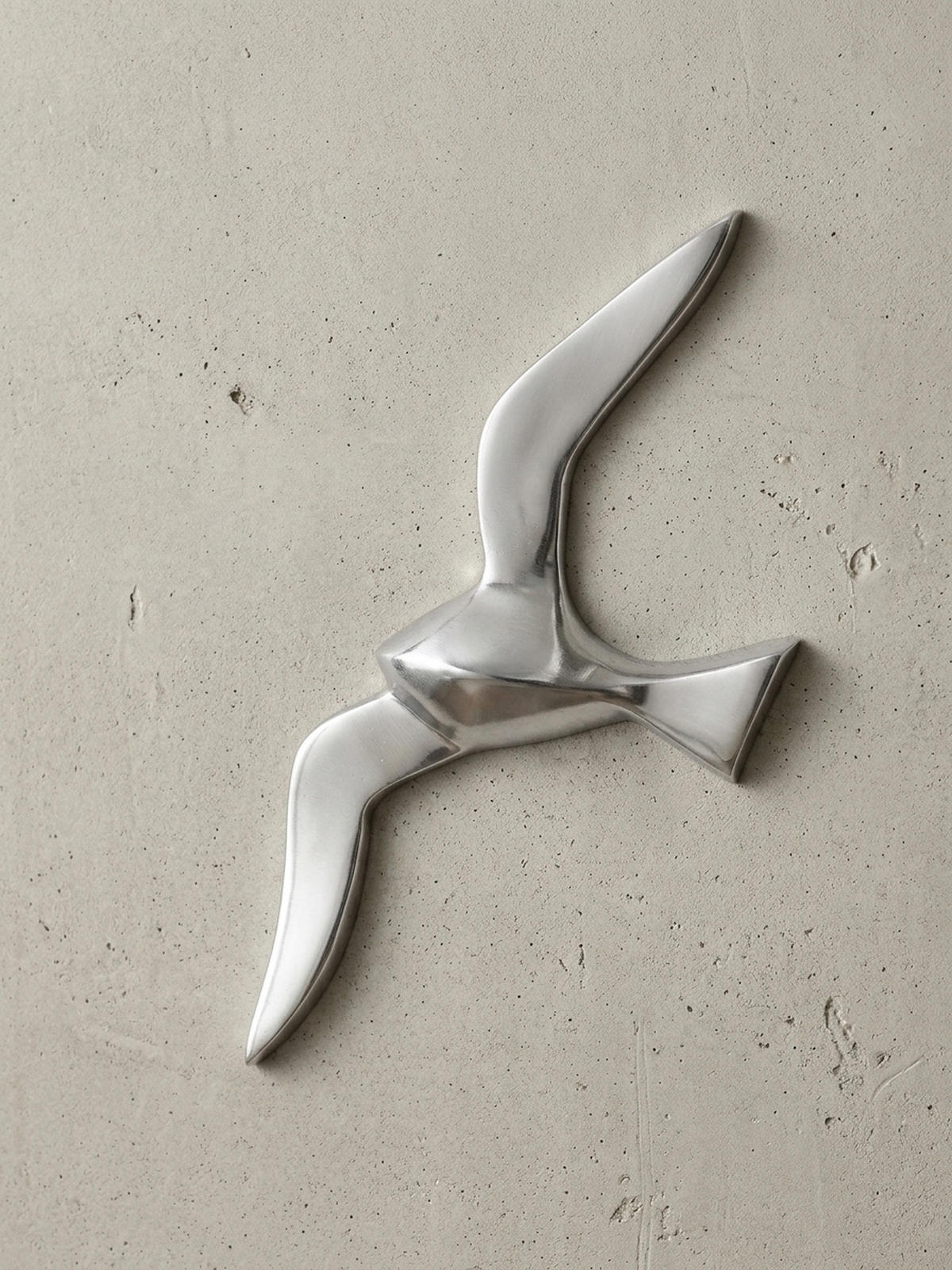 WANDDEKO Möwe Aluminium silberfarben poliert 30 cm mit Wandhalterung - Silberfarben, Metall (30/13/3cm) - KADIMA DESIGN