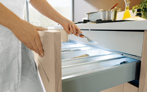 Novel Küchen Nicol Weiß Laden Besteck