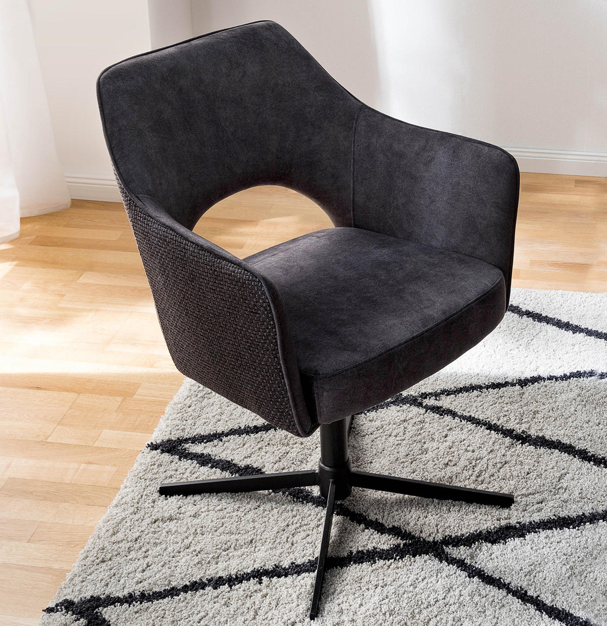 DREHBARER ARMLEHNENSTUHL - Schwarz, Kunststoff/Textil (64/85/61cm) - home24