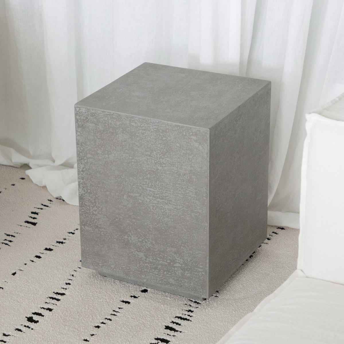 BEISTELLTISCH TEVERE aus GF-Beton, Wetterbeständig, 35x35x46 cm - Grau, Naturmaterialien (35/35/46cm) - Elementi