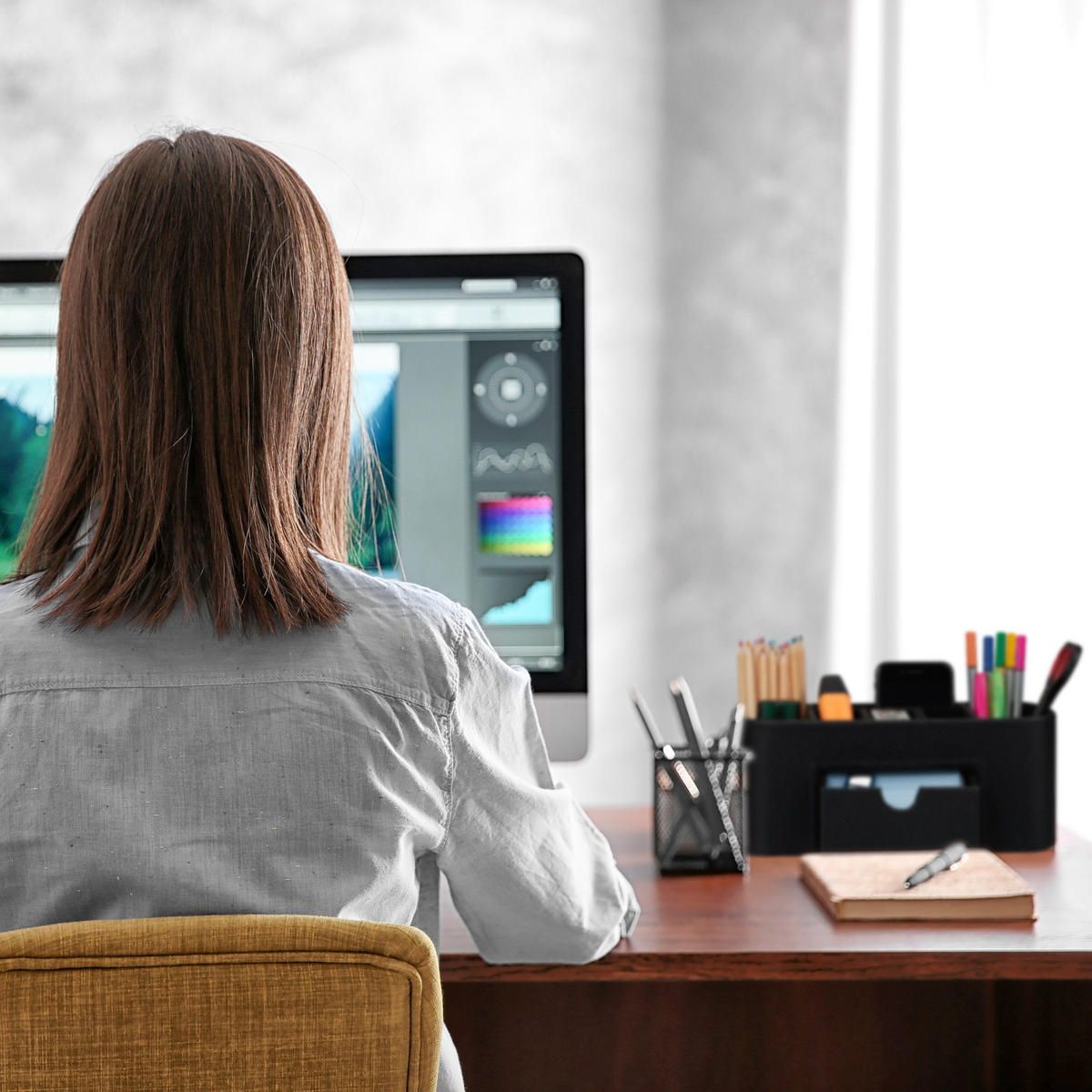 STIFTEHALTER - Schwarz, Wellpappe/Kunststoff (11.5/26/10.5cm) - Relaxdays