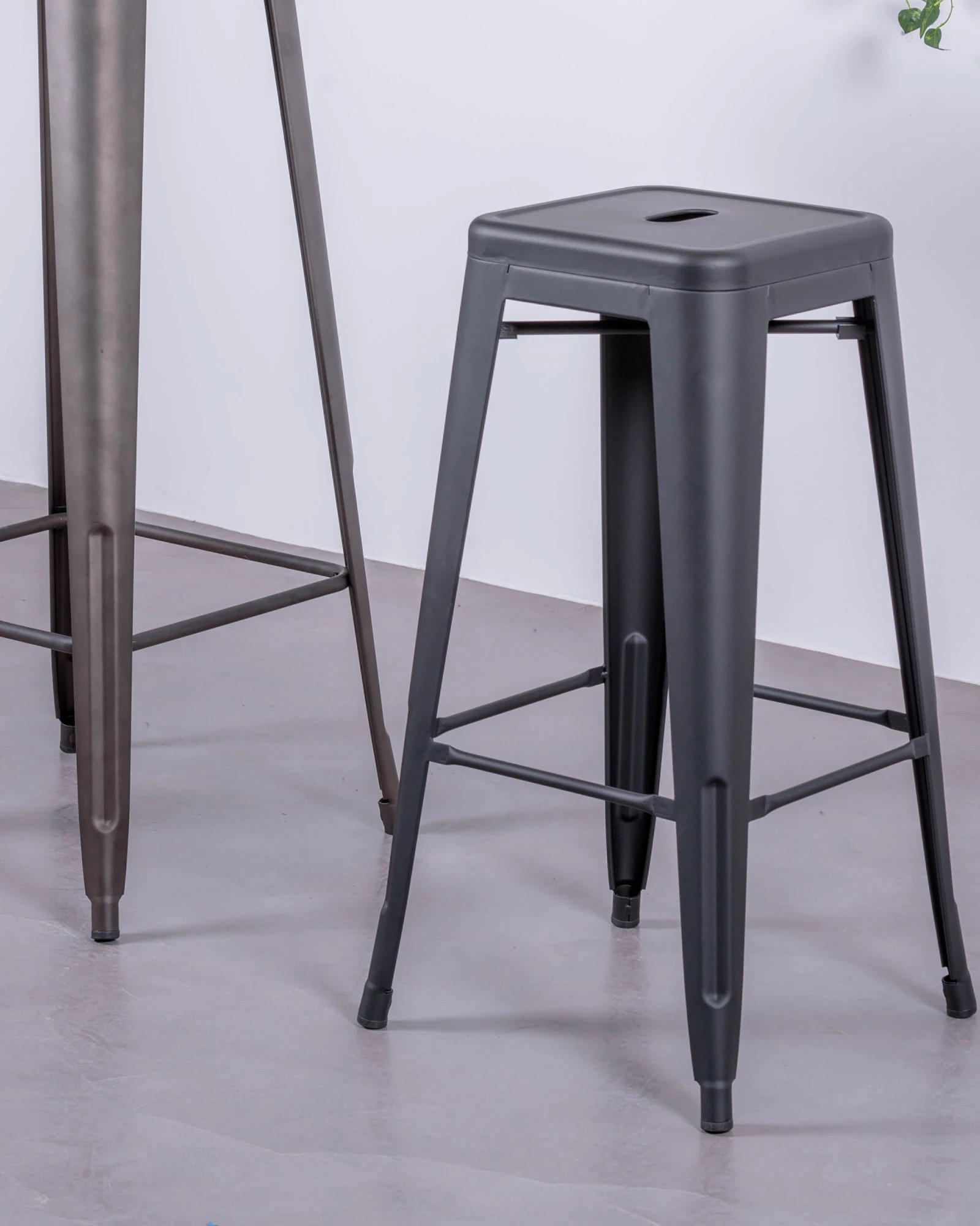HOCKER Metall Schwarz - Schwarz, Metall (43/78/43cm) - Nest Dream
