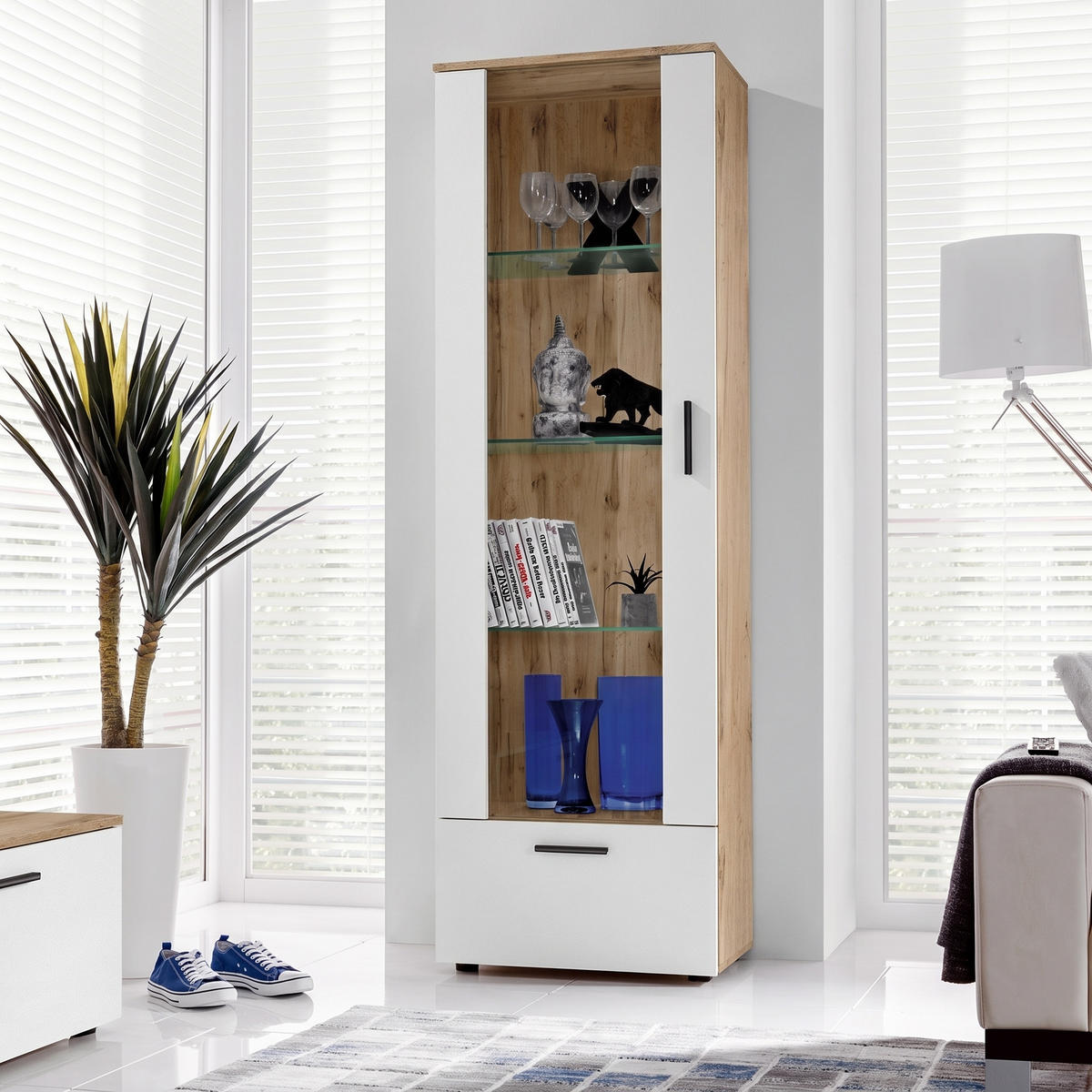 VITRINE ALESSANDRIA, Weiss - Eiche Wotan/Schwarz, Glas/Holzwerkstoff (60/192/42cm) - Komodee