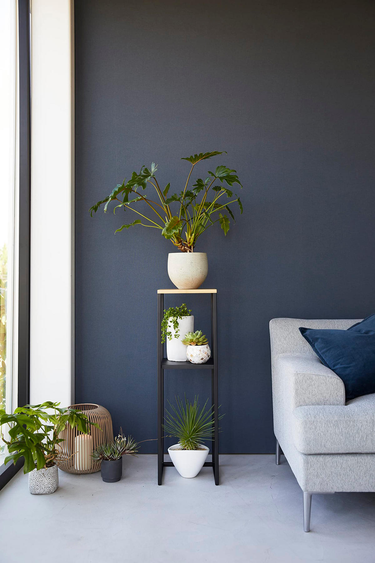 BLUMENTISCH Tower 5984 schwarz/natur 80/25/25 cm - Schwarz, Holz/Metall (25/25/80cm) - Yamazaki