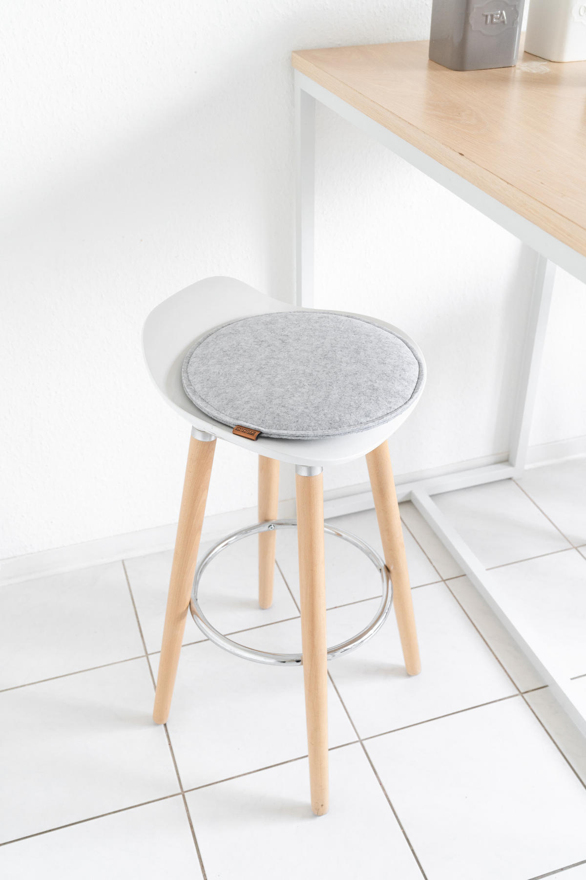 SITZKISSEN mit Antirutschnoppen 2er-Set - Hellgrau, Textil (35cm) - Miqio Design