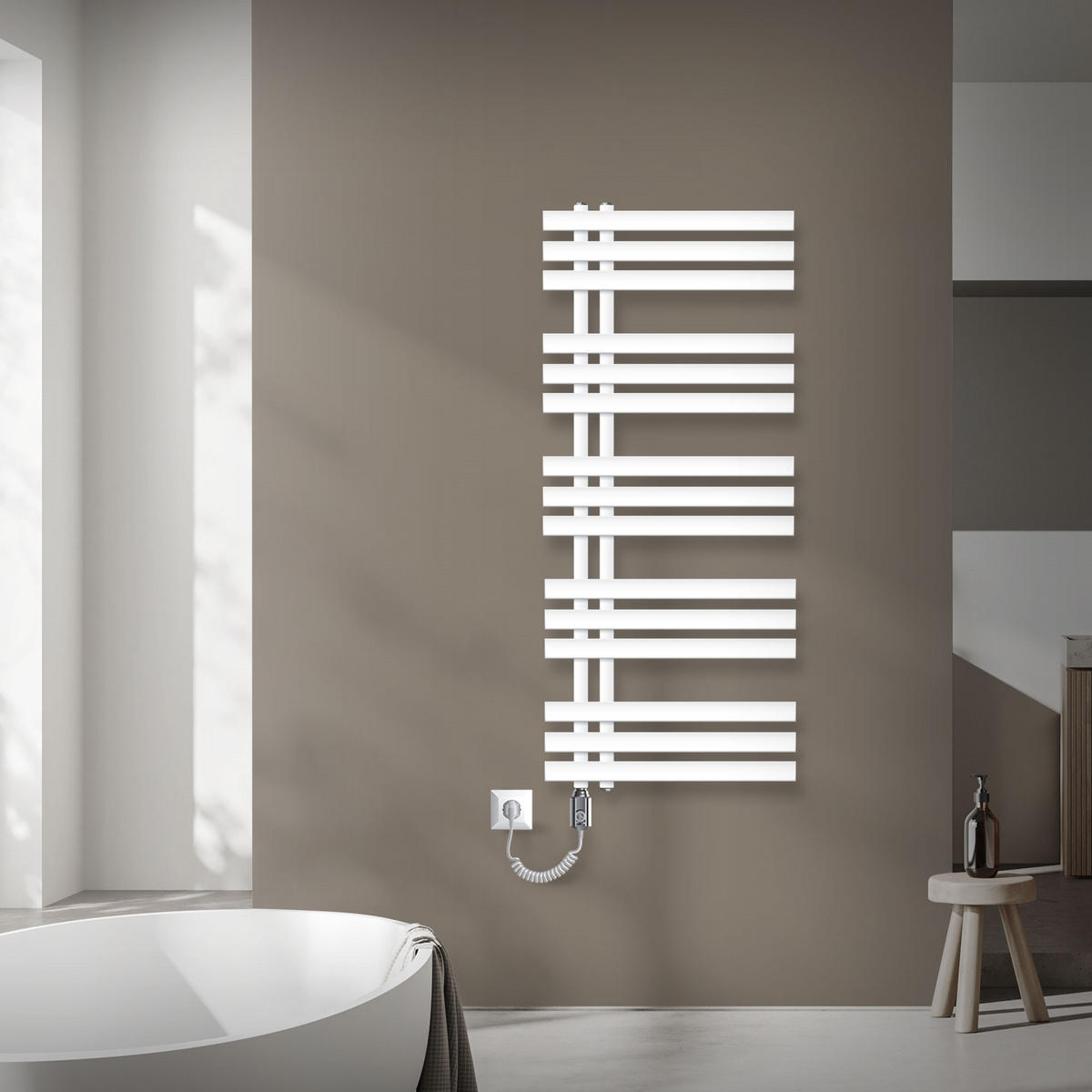 ELEKTRICKÝ koupelnový radiátor Iron EM 500 × 1200 mm, bílý, s topným tělesem 900 W - bílá, kov (50/120/3cm) - LuxeBath