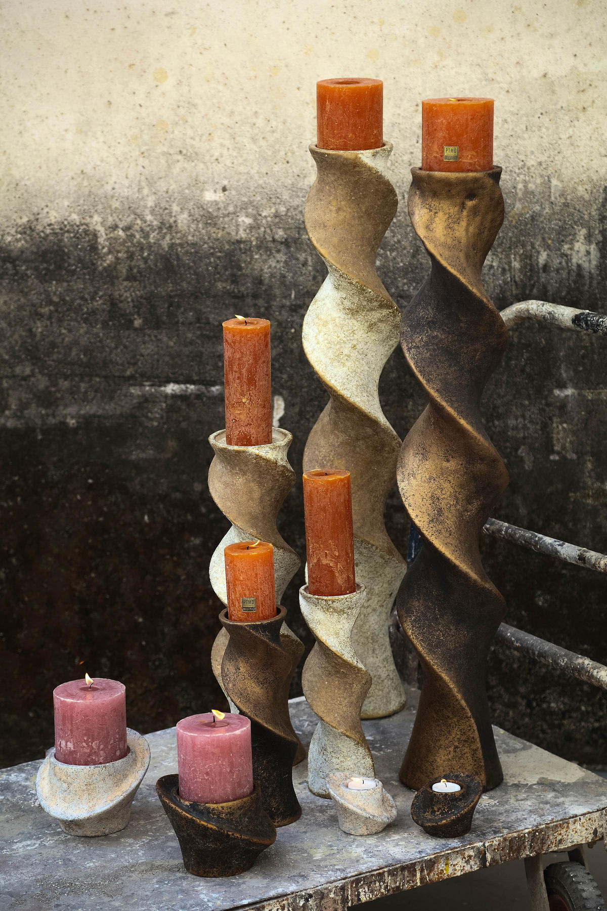 KERZENHALTER Bryah Schwarz 16/16/90cm - Schwarz, Stein (16/90/16cm) - PTMD Collection