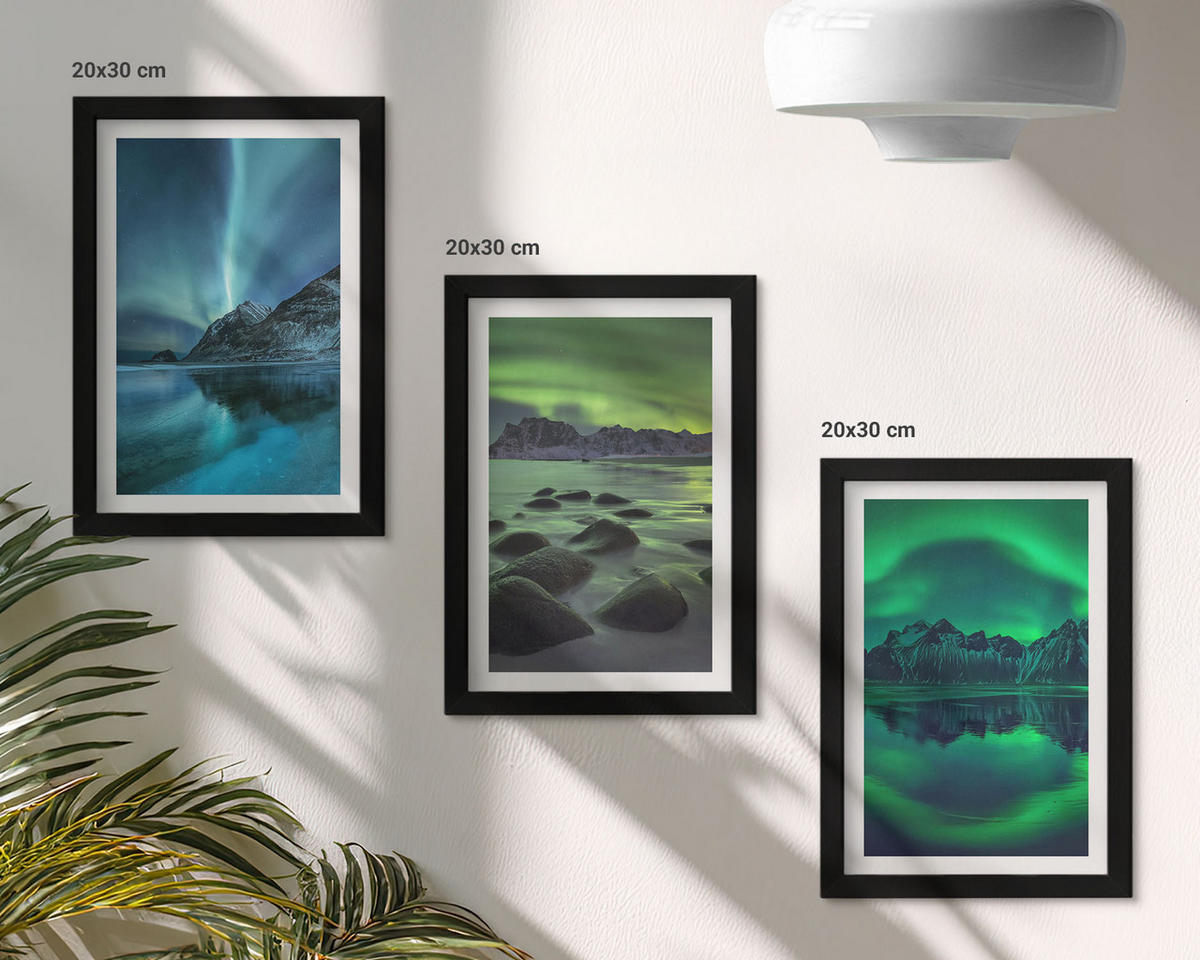 BILDER SET 3er Set - 20x30 cm Schwarzer Rahmen - Winterlandschaft der Aurora borealis - Schwarz, Kunststoff (20/30cm) - TULUP