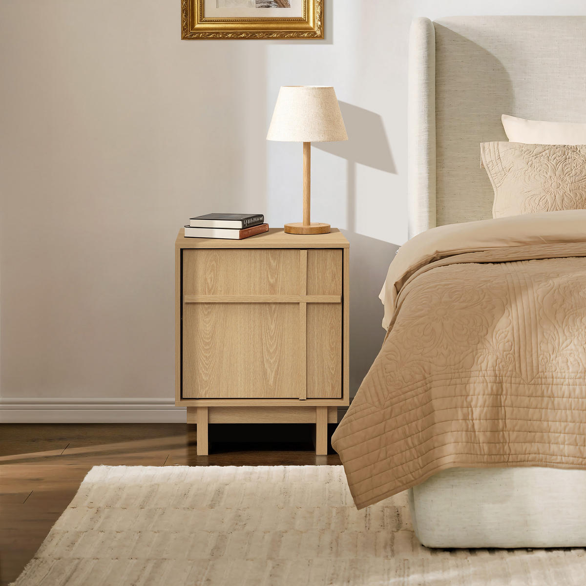 NACHTTISCH modern mit Tür und Stauraum, Eichenoptik mit geometrischer Holzleisten-Front | B40 × T40 × H50 cm - Braun, Holzwerkstoff (40/50/40cm) - Hometopia