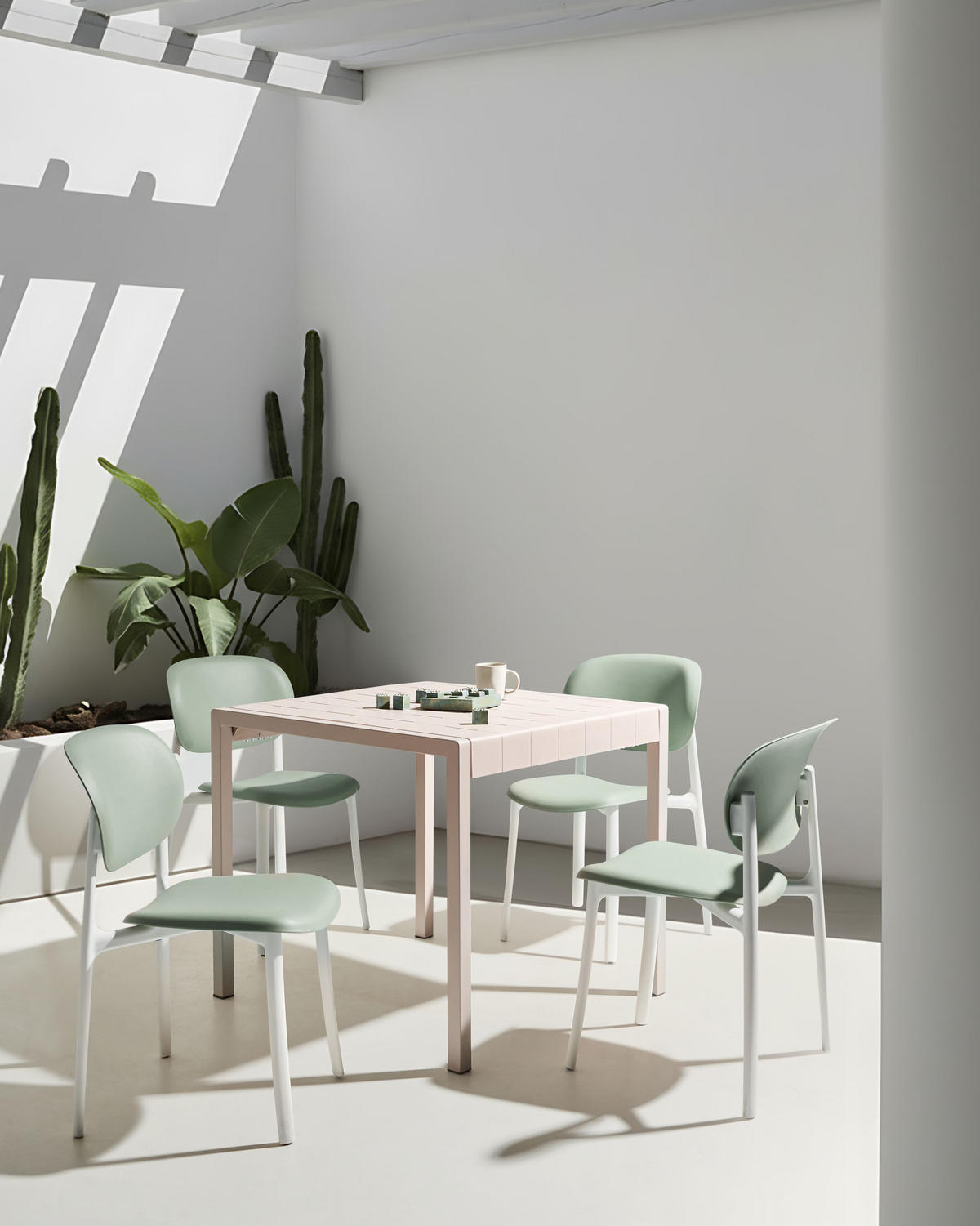 GARTENSTUHL 4er-Set Grün Musano - Weiß/Grün, Kunststoff (47/88/46cm) - Beliani