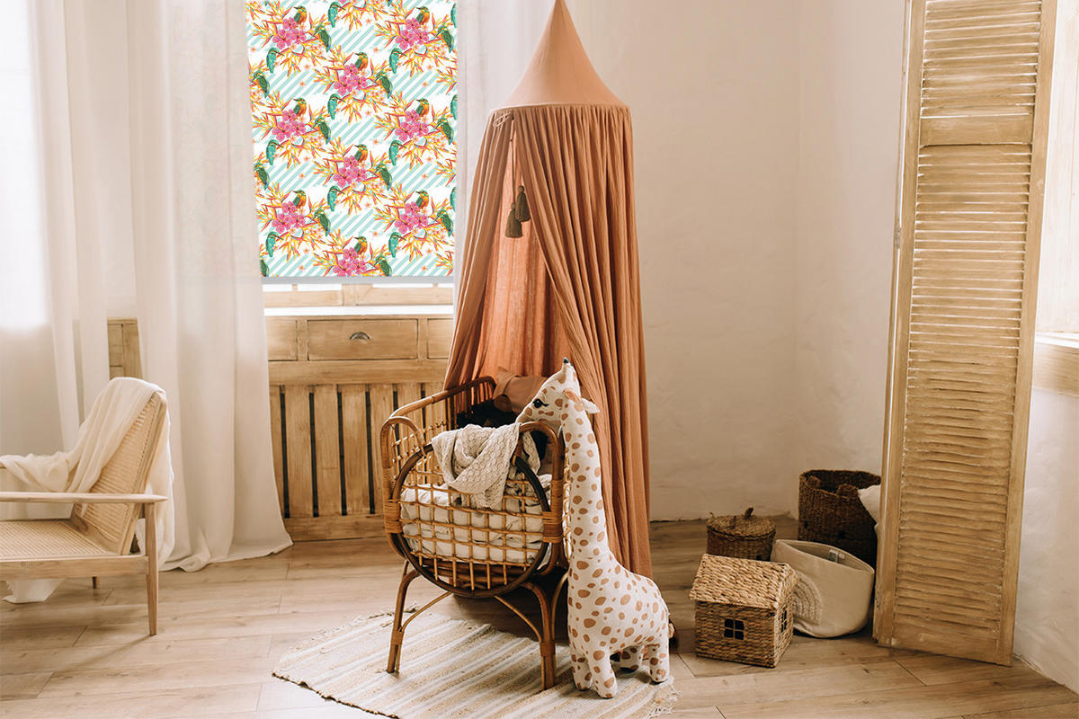 VNÚTORNÁ roleta - okenná roleta - roleta - 130x140 cm - Vtáky medzi konármi stromov - pink, plast (130/140/0.5cm) - TULUP