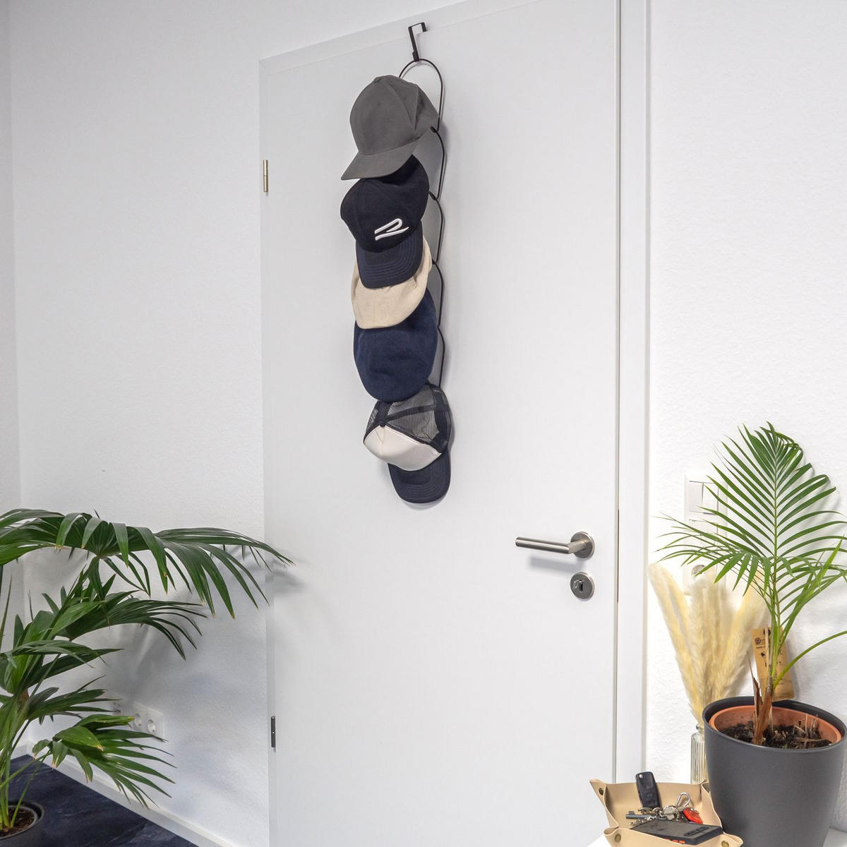 HUT STÄNDER - Schwarz, Metall (16.9/78/16.9cm) - Intirilife
