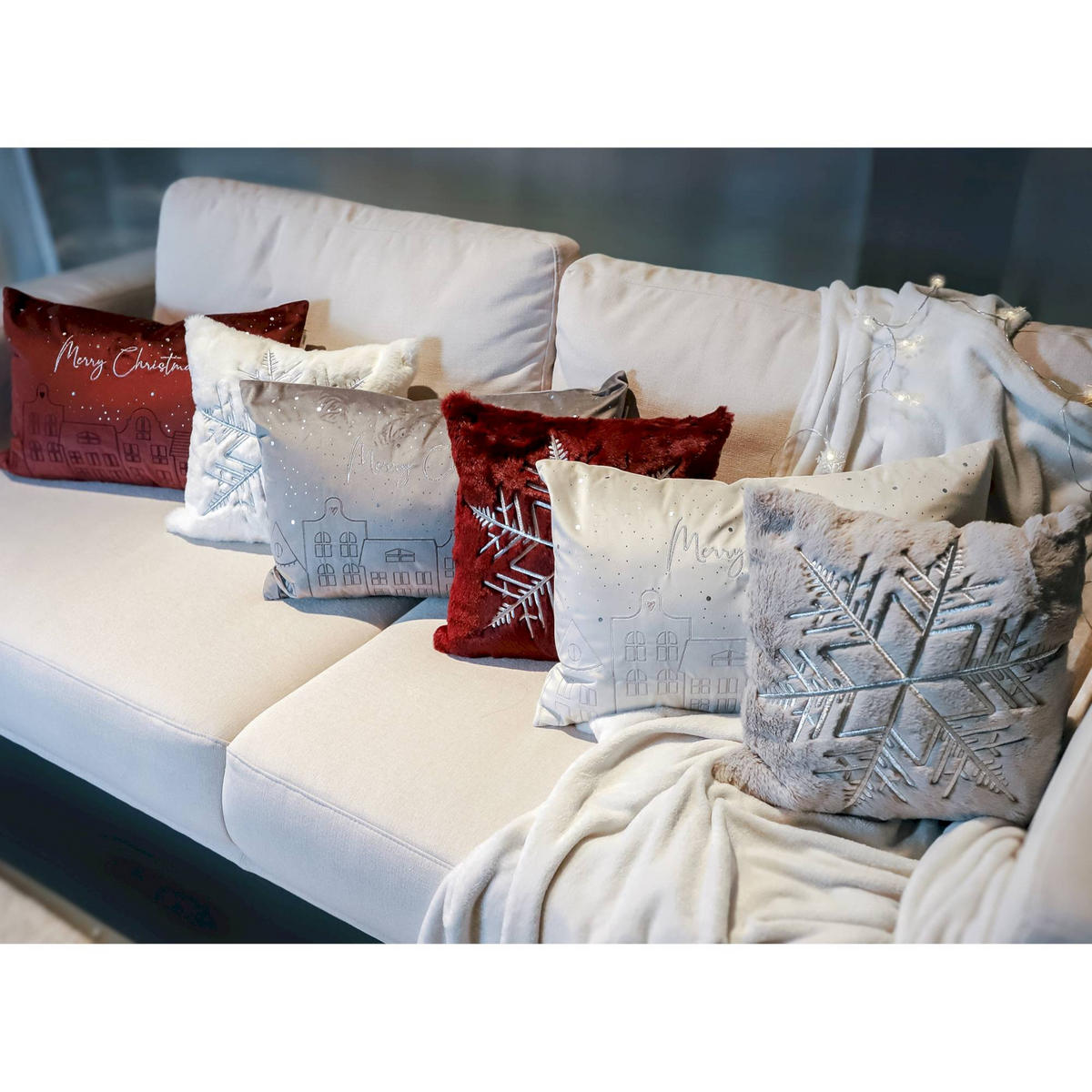 ZIERKISSENHÜLLE WEIHNACHTEN TOWN - Rot, Textil (60/40cm) - Esprit