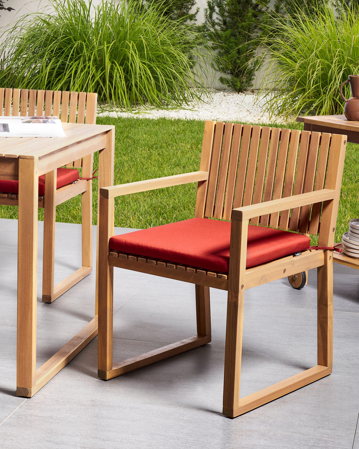 GARTENSTUHL 2er-Set Hellbraun/Red Sassari Premium - Hellbraun/Rot, Holz (54/80/59cm) - Beliani