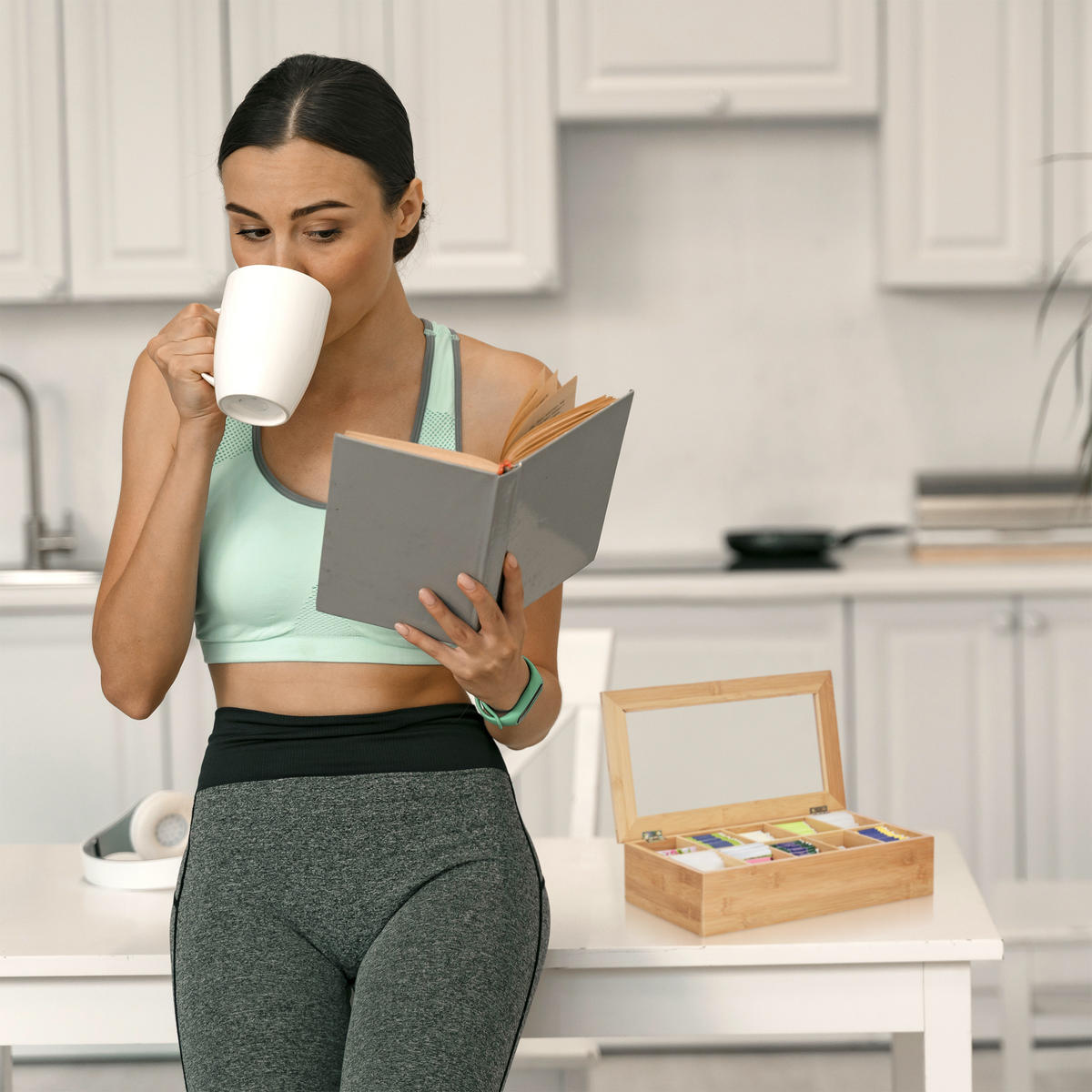 TEEBOX - Hellbraun, Holz/Holzwerkstoff (36.5/9/20cm) - Relaxdays