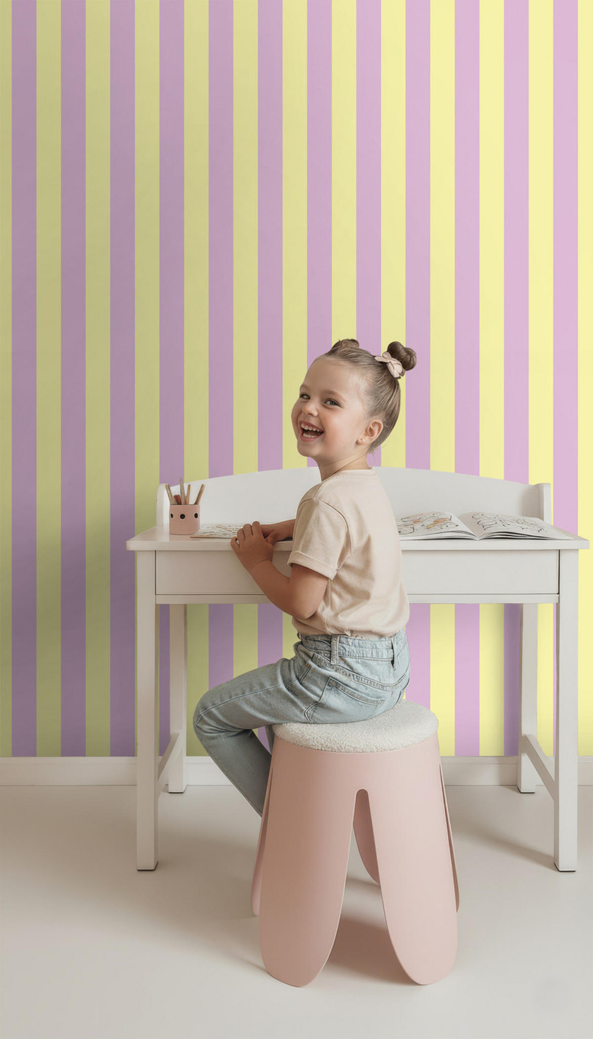 TAPETE Streifen 53 cm x 10.05 m - Gelb, Papier (53/1000cm) - ESTAhome