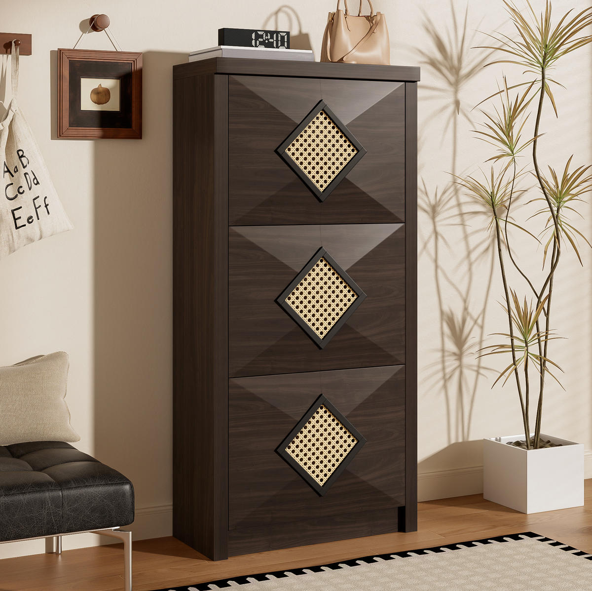 SCHUHSCHRANK aus Spanplatte 54x25x115cm in Naturfarben Dunkelbraun mit 3 Klappfächern - Naturfarben, Holzwerkstoff (54/115/25cm) - Modfu