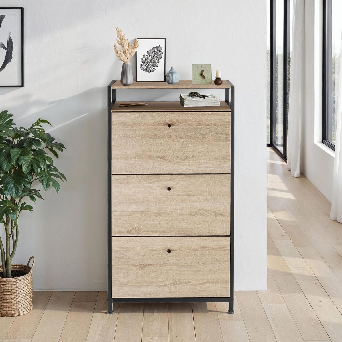 SCHUHSCHRANK Braddock,inklusive Kippschutz, 61 x 32 x 130 cm,Industrial Holz hell, Eiche Sonoma - Naturfarben, Holzwerkstoff (32/130/61cm) - tectake