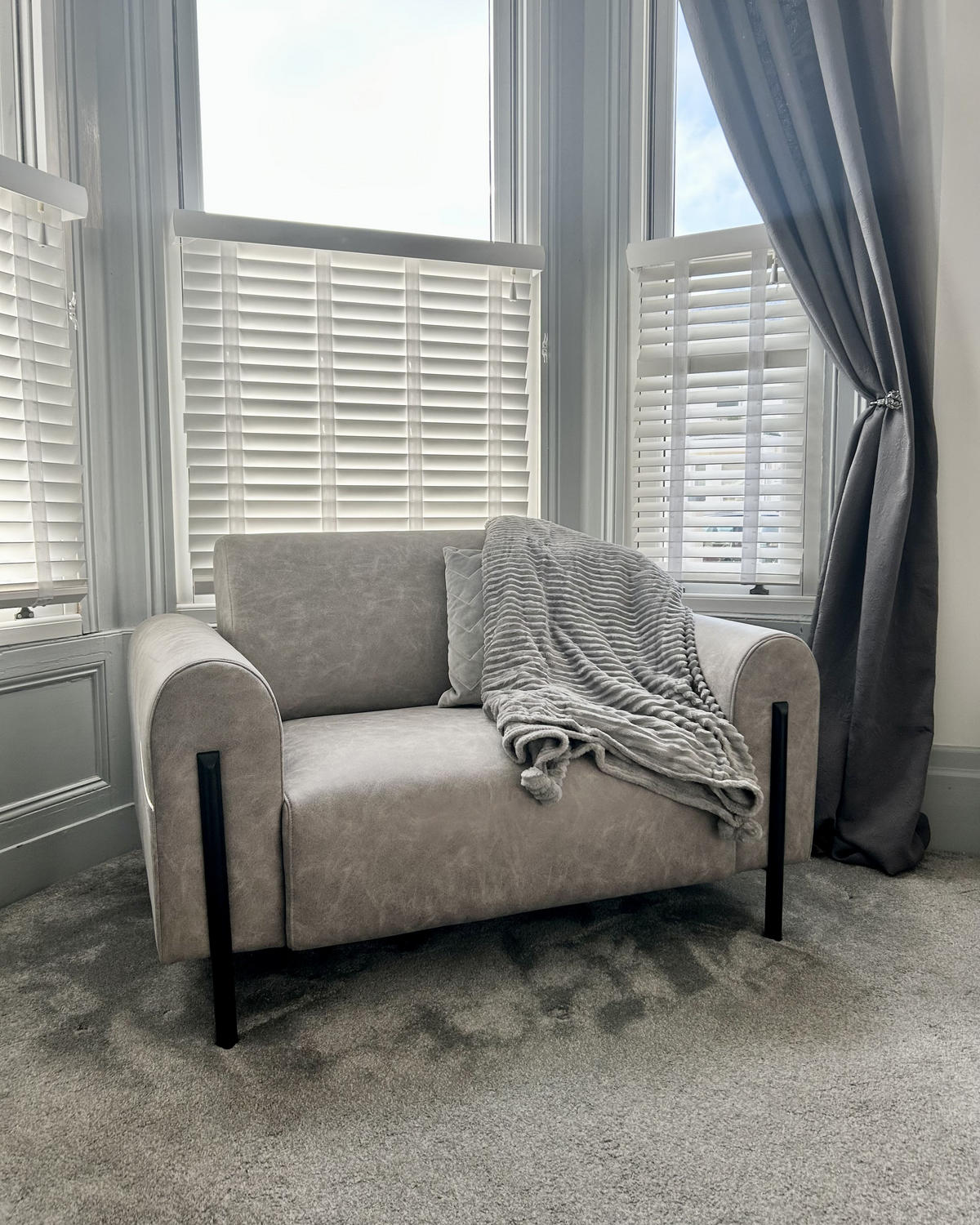 FOTOLIU gri deschis Askim - negru/gri, material textil (123/79/95cm) - Beliani