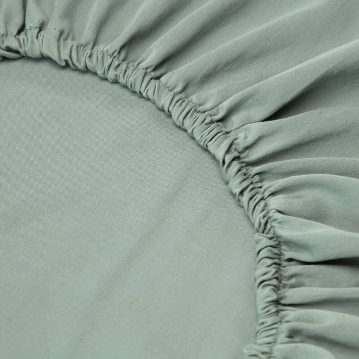 SPANNBETTTUCH. Baumwolle 100%. Satin 300 Fäden. “LISBON” - Grün, Textil (180/200cm) - SOWL