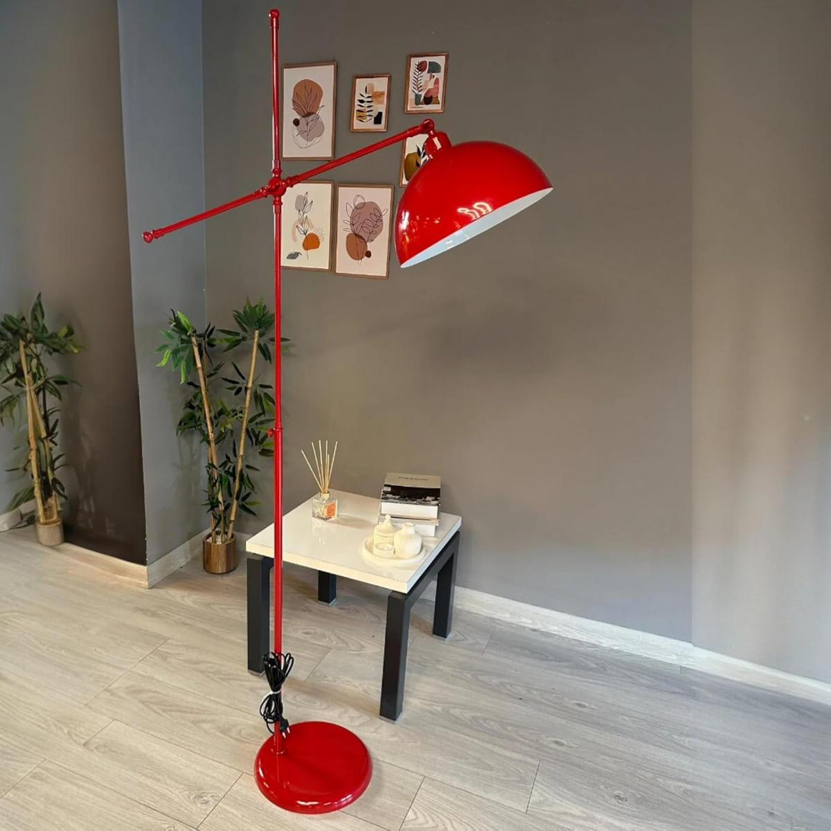 STEHLAMPE Stelan aus Metall mit E27, verstellbarer Lampenschirm - Rot, Metall (37/37/171cm) - Bamyum