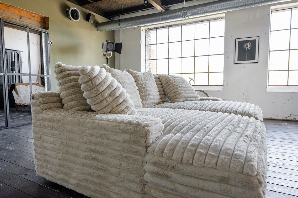 BIG SOFA CADY Cremeweiß Cord - Creme/Schwarz, Kunststoff/Textil (248/73/168cm) - KAWOLA