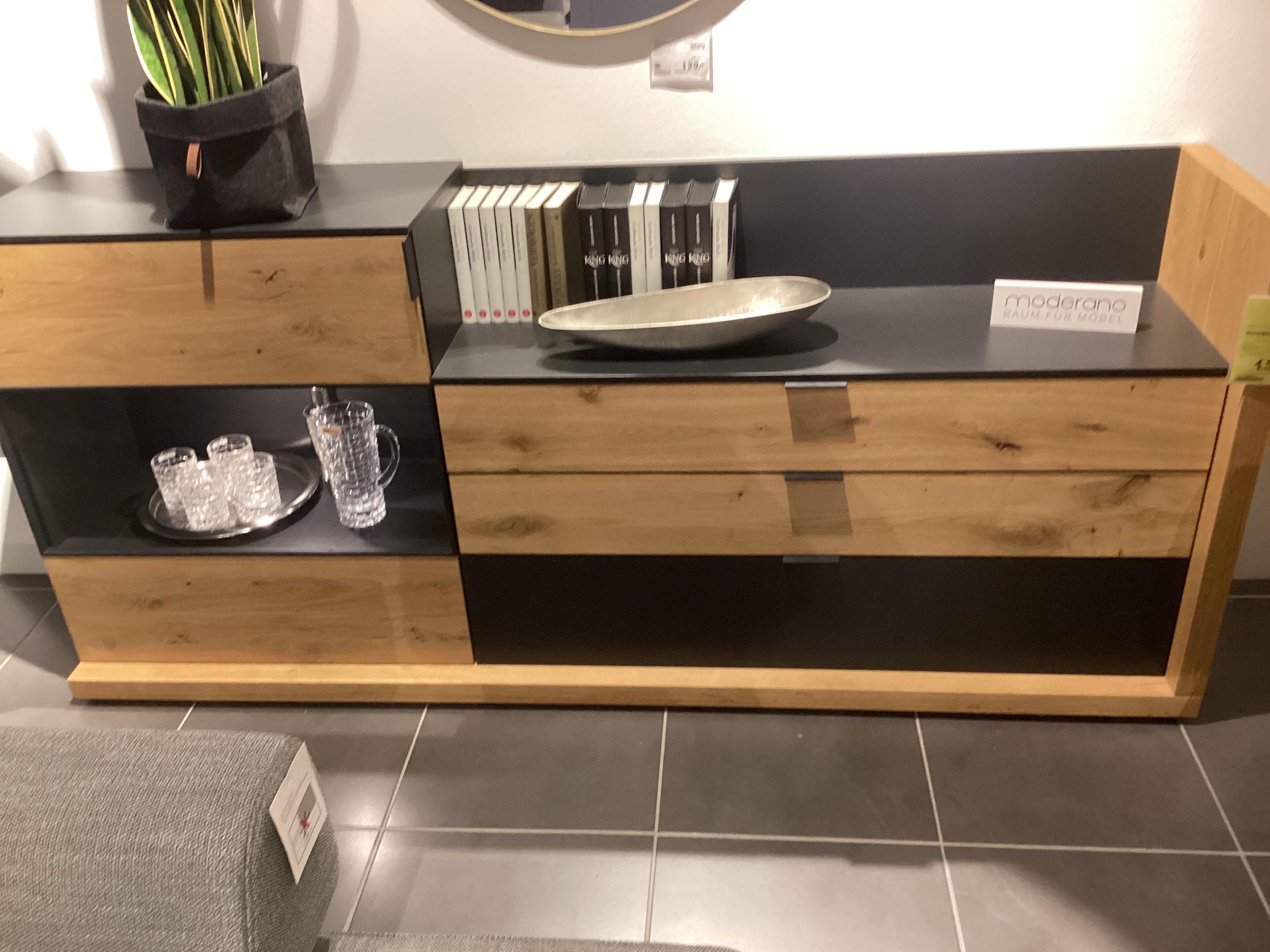 SIDEBOARD LATINA - Moderano