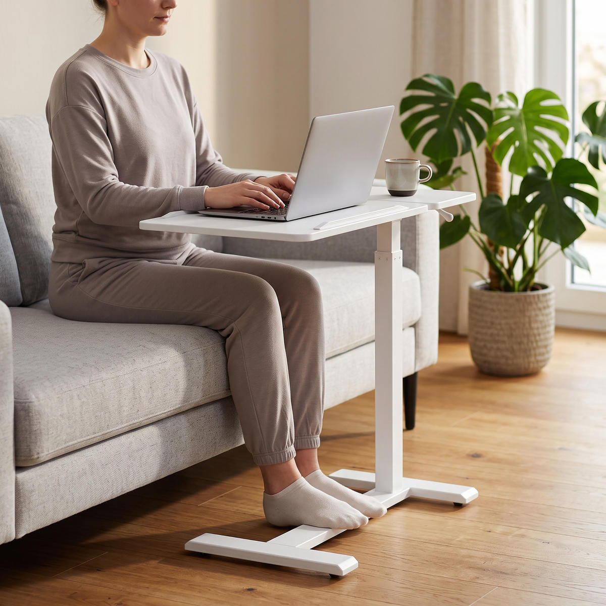 STEHPULT Weiß höhenverstellbar auf Rollen Stahl MDF 67,5 bis 102 cm - Weiß, Holzwerkstoff/Metall (40/68/102cm) - Relaxdays