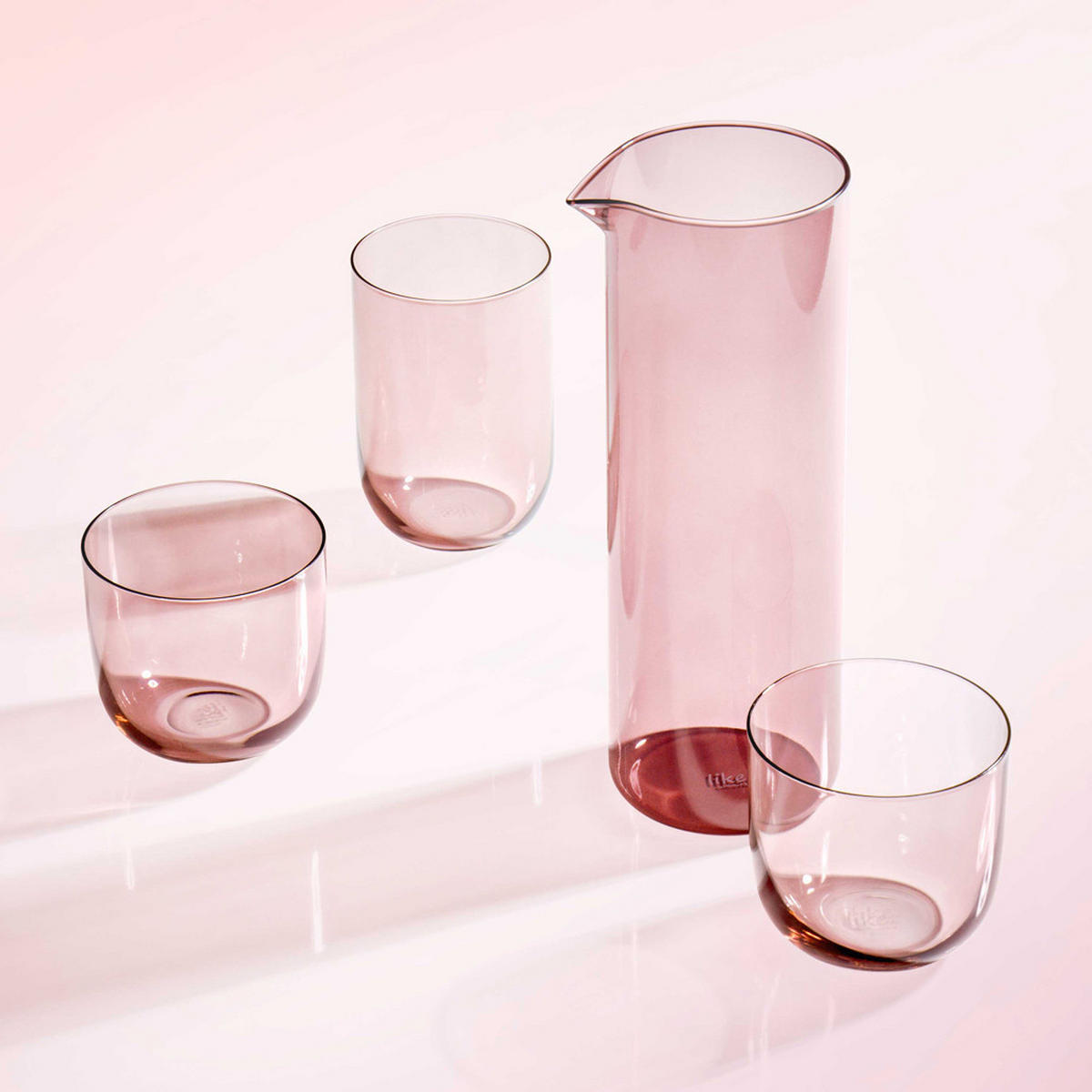TRINKGLÄSER MIT KARAFFE Like Glass Grape 5er Set - Lila, Glas - like.Villeroy & Boch