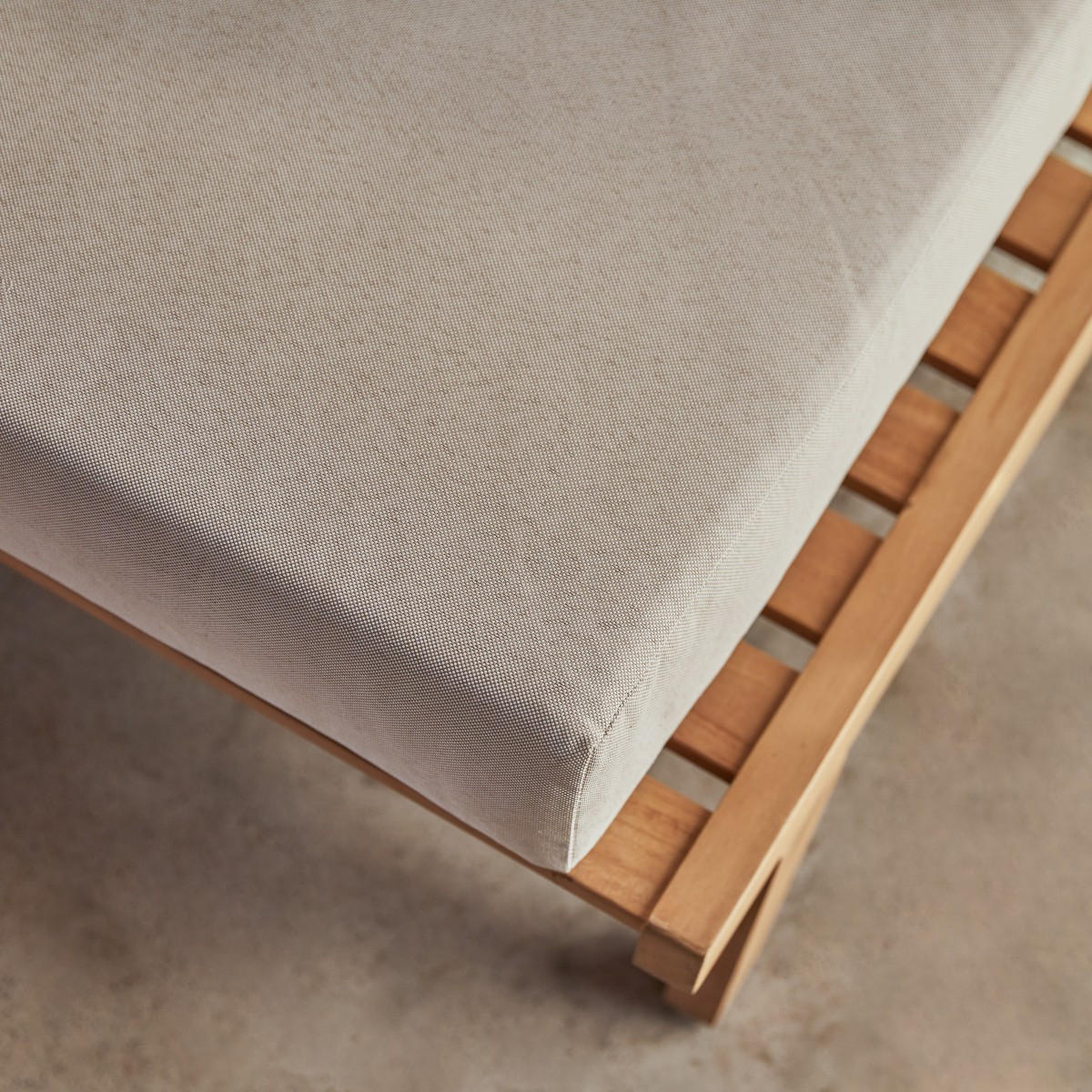 GARTENBANK Olia Weiß aus Teak - Weiß, Holz (139/69/90cm) - Tikamoon