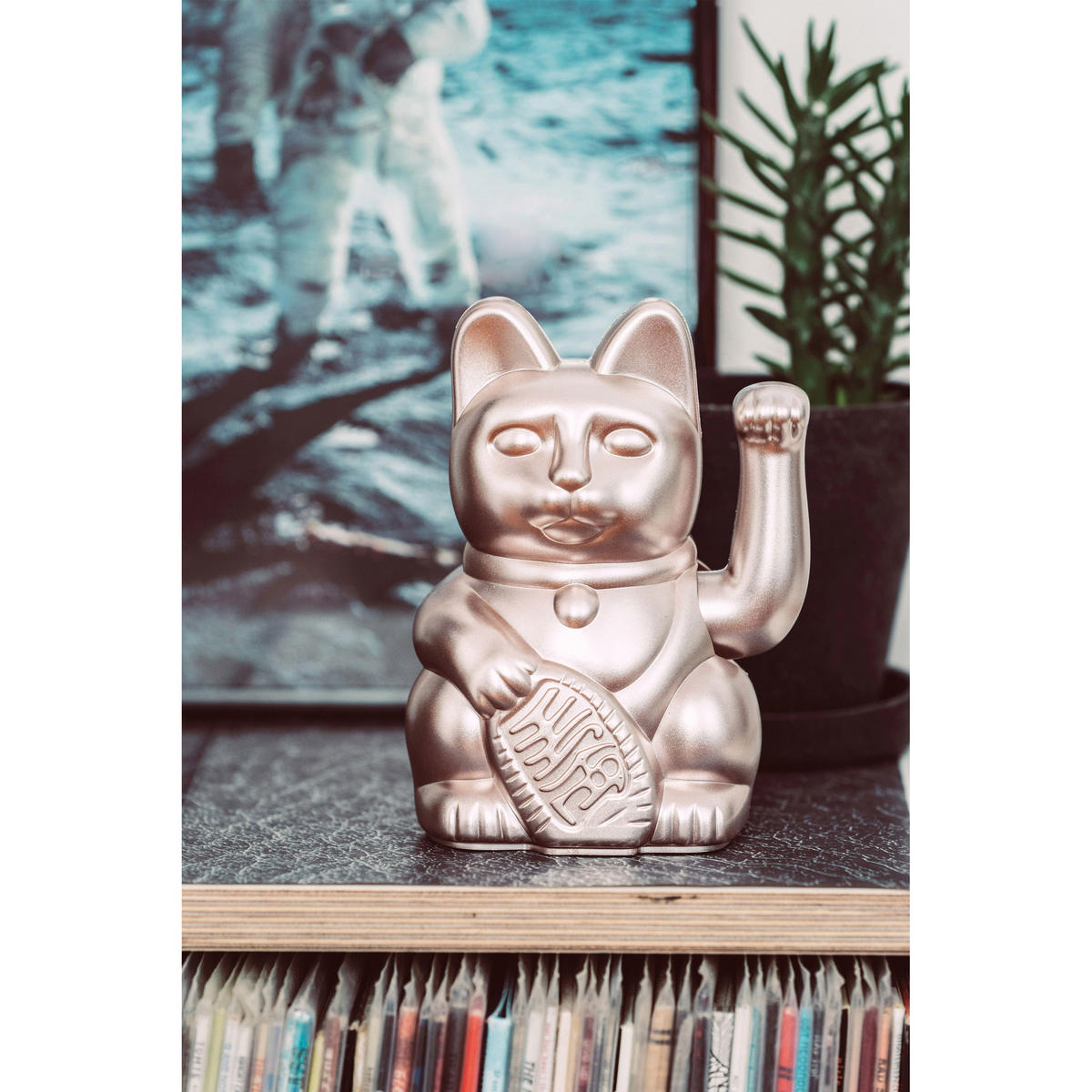 WINKEKATZE Lucky Cat Maneki Neko, Kunststoff, Moonlight, 15 cm - Grau, Kunststoff (10.5/15/8.5cm) - Donkey Products