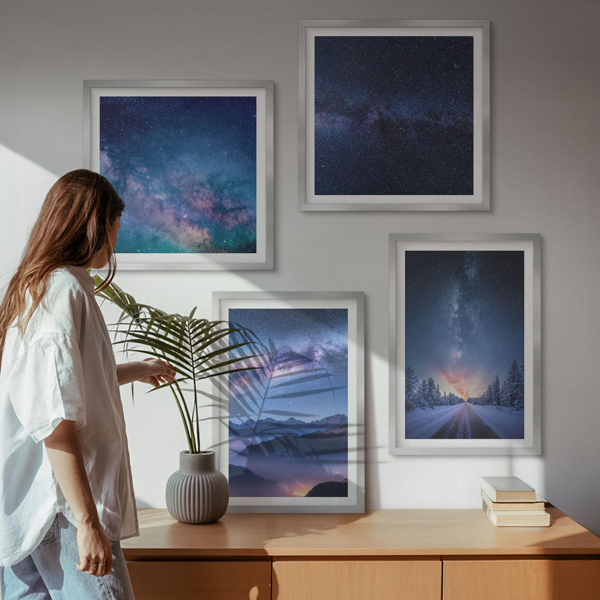 BILDER SET 4er Set - 50x50 cm & 40x60 cm Silberner Rahmen - Nachthimmel, Berge, Winter, Weltraum - Silberfarben, Kunststoff (50/50cm) - TULUP