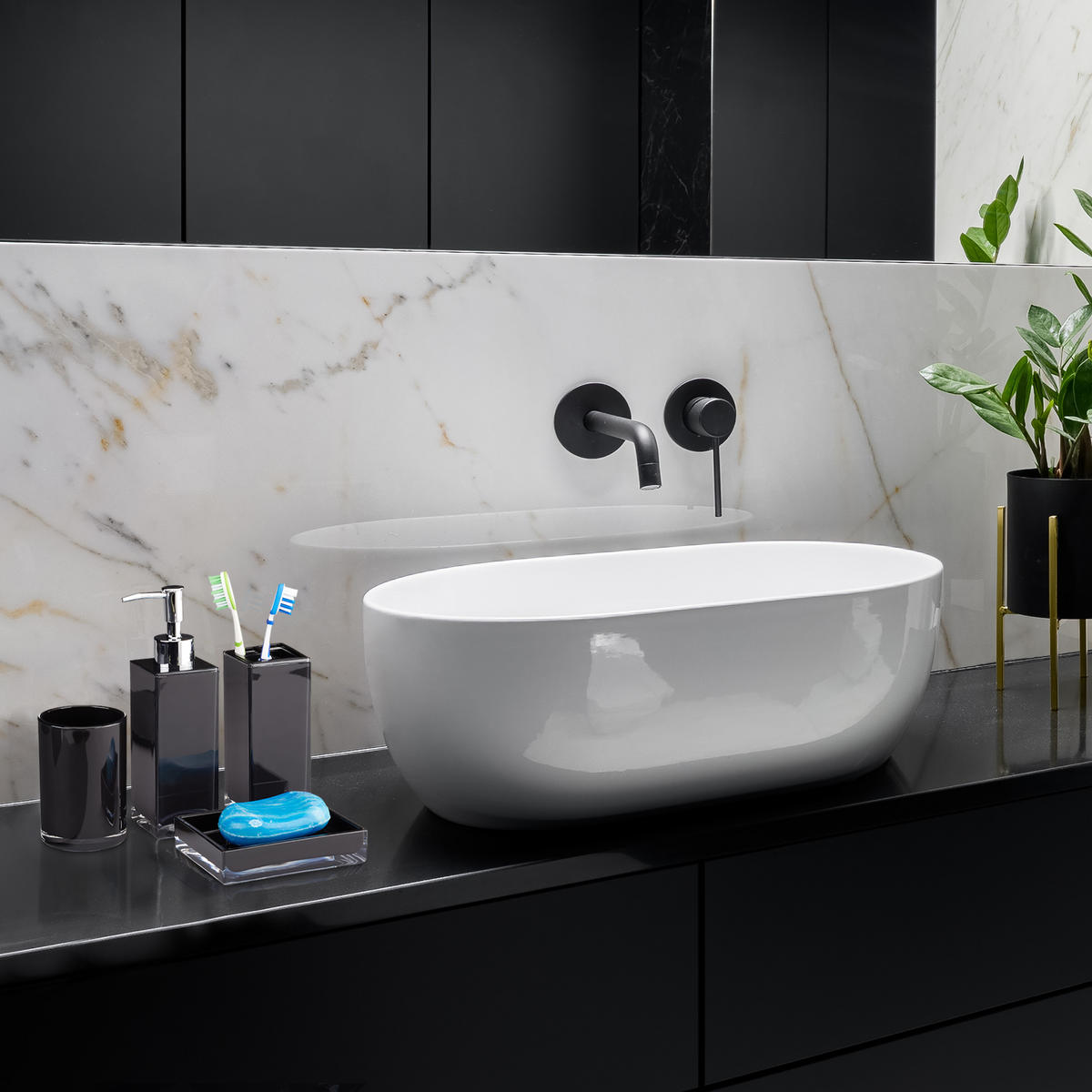 BADACCESSOIRES Set - Weiß, Kunststoff (12/19.5/9cm) - Relaxdays